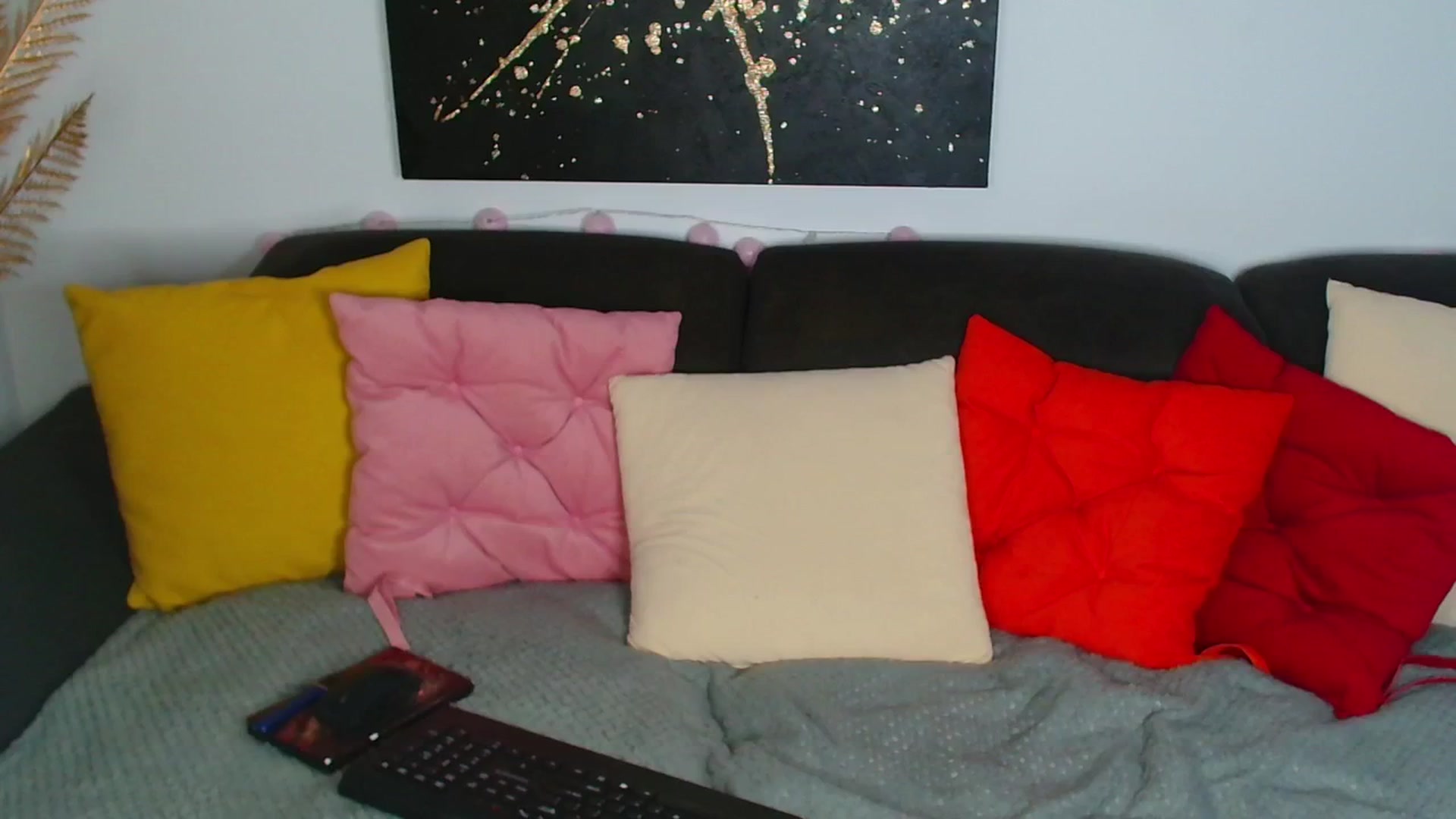 Gallery image thumbnail from Rose__Heart's myfreecams stream on, 08/18/2025, 22:49 image 20 of 20