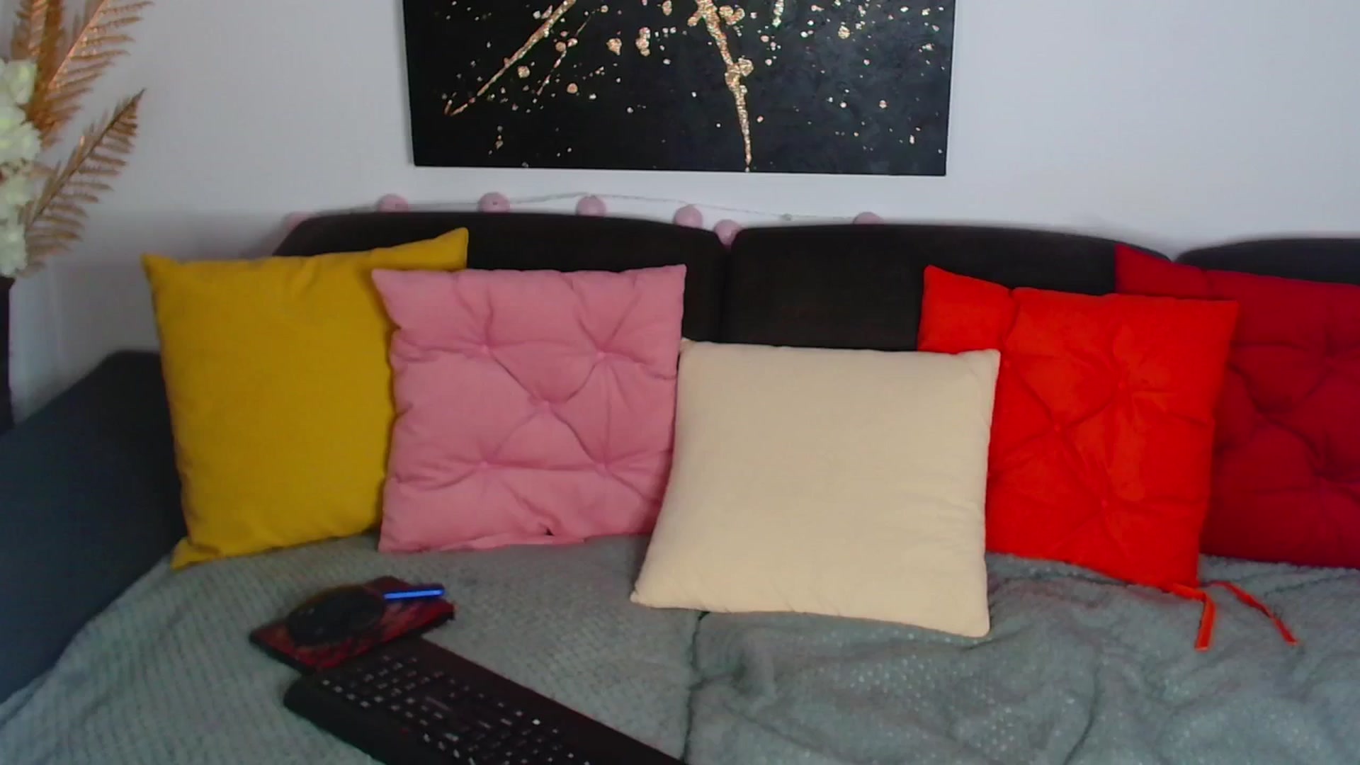 Gallery image thumbnail from Rose__Heart's myfreecams stream on, 08/22/2025, 21:04 image 1 of 20