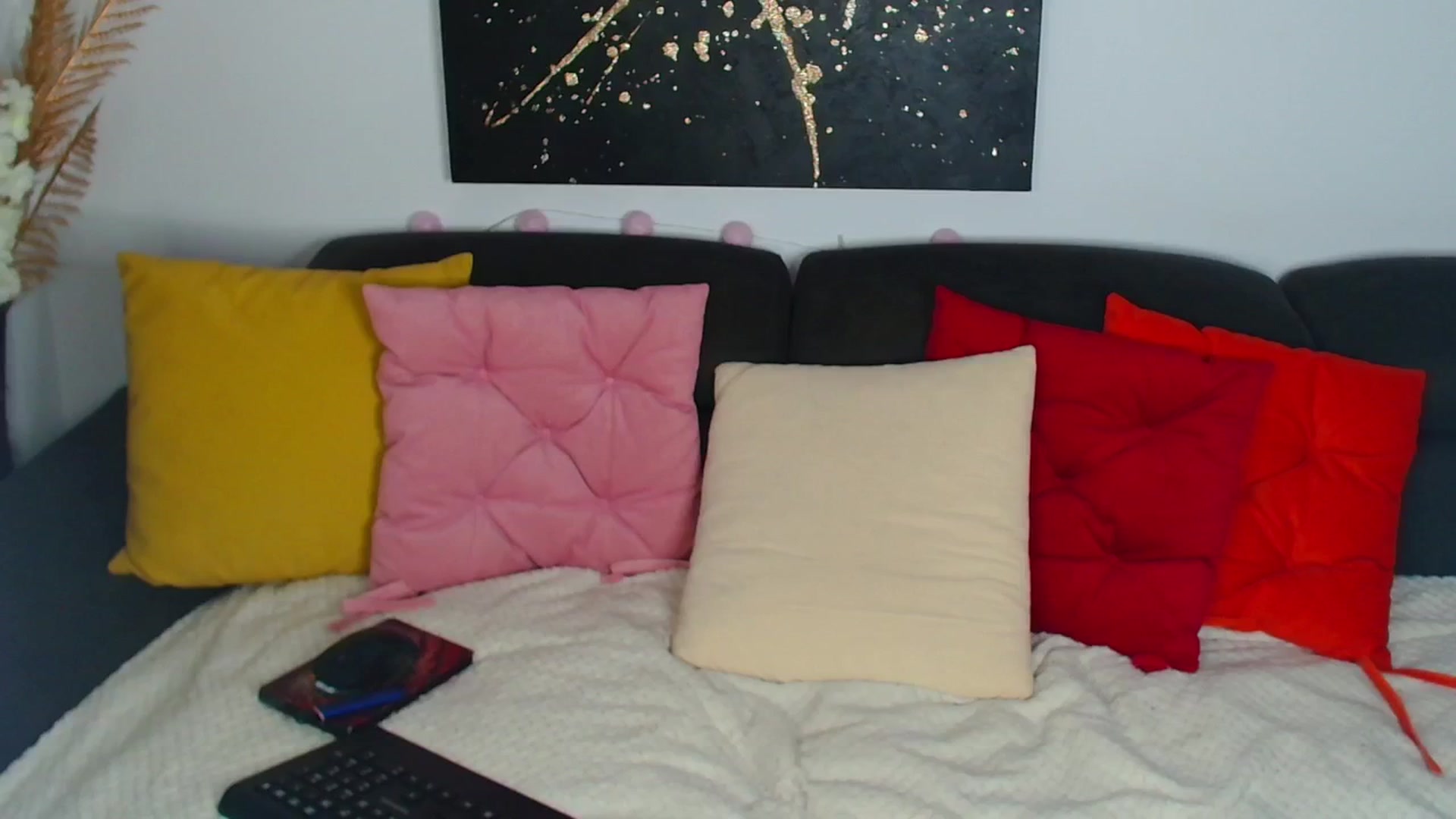 Gallery image thumbnail from Rose__Heart's myfreecams stream on, 09/08/2025, 21:42 image 19 of 20