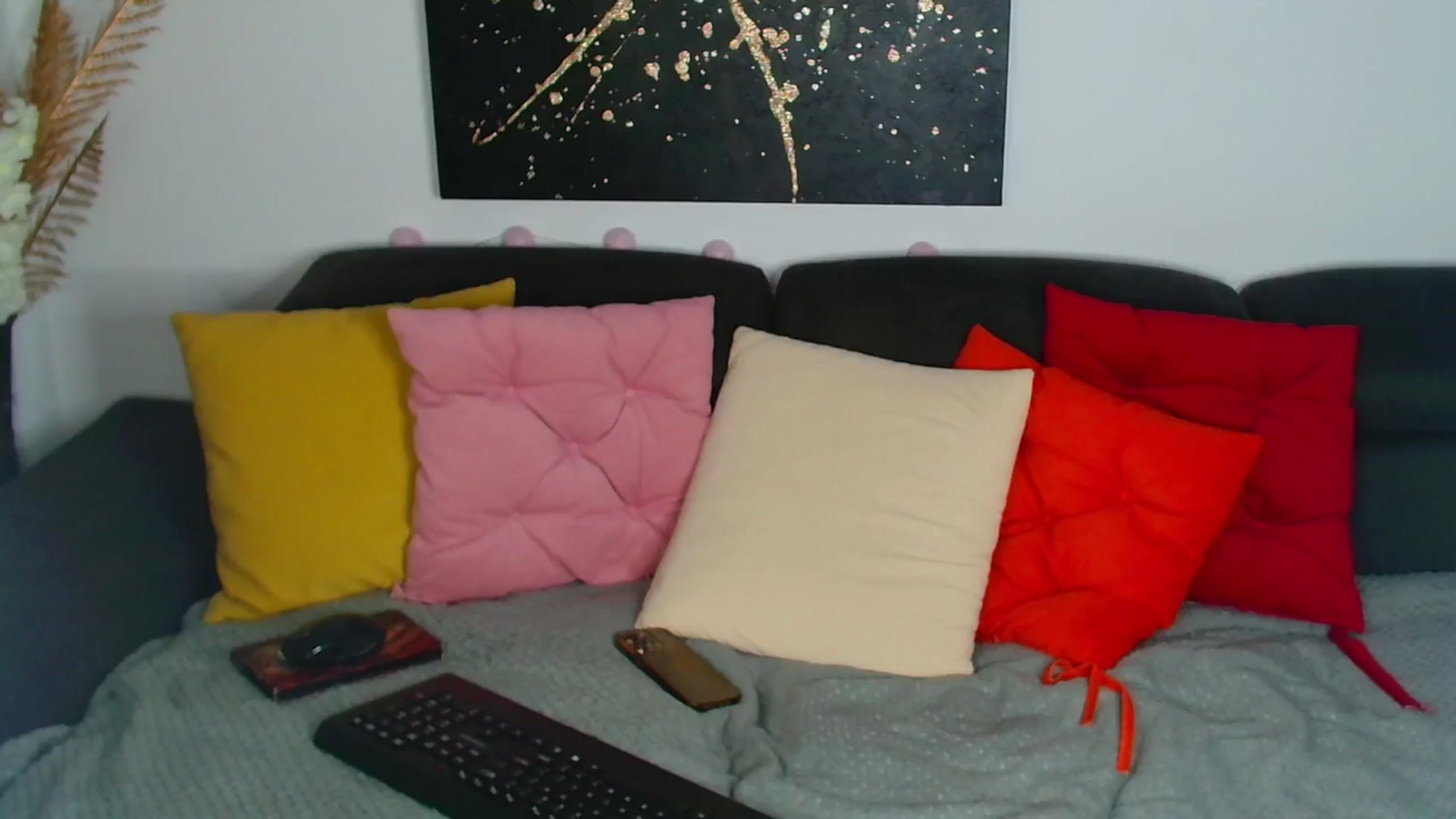 Gallery image thumbnail from Rose__Heart's myfreecams stream on, 09/14/2025, 22:37 image 20 of 20