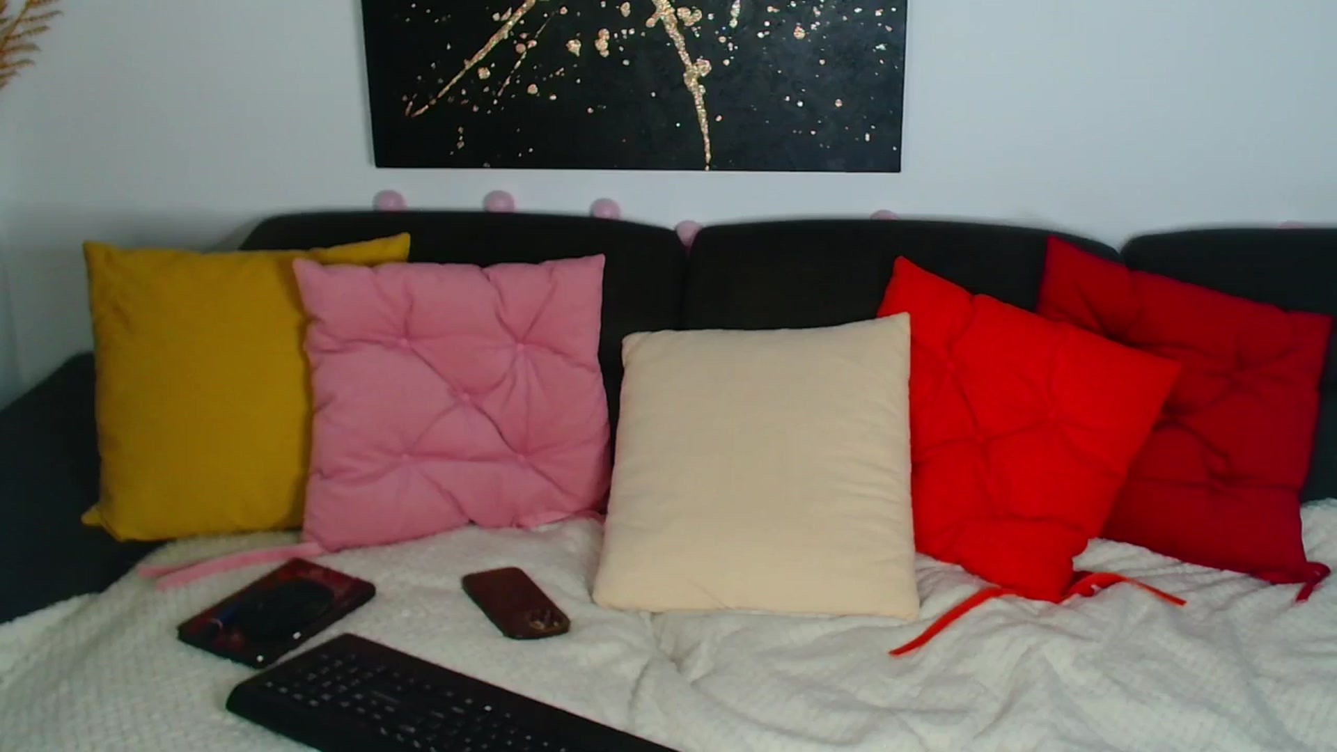 Gallery image thumbnail from Rose__Heart's myfreecams stream on, 10/14/2025, 21:40 image 11 of 20