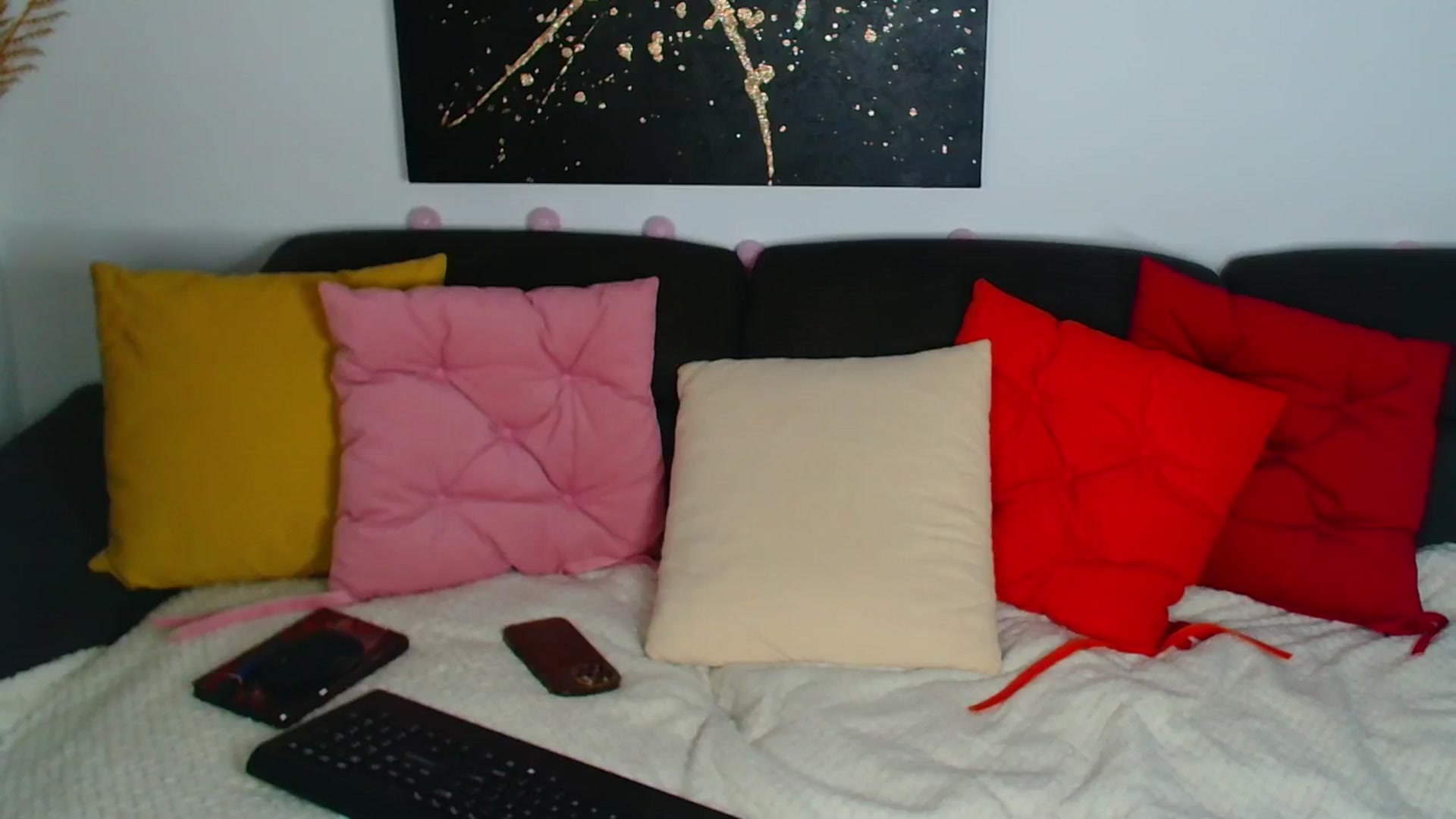 Gallery image thumbnail from Rose__Heart's myfreecams stream on, 10/14/2025, 21:40 image 17 of 20