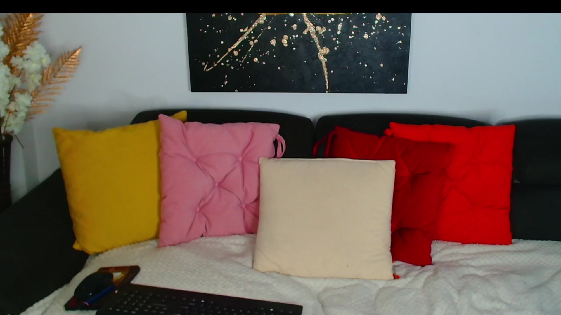 Gallery image thumbnail from Rose__Heart's myfreecams stream on, 10/30/2025, 01:04 image 11 of 20