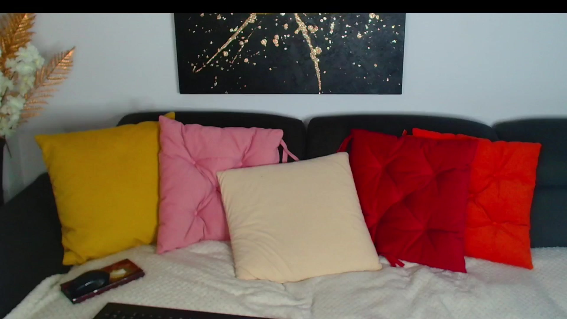 Gallery image thumbnail from Rose__Heart's myfreecams stream on, 11/01/2025, 21:41 image 15 of 20