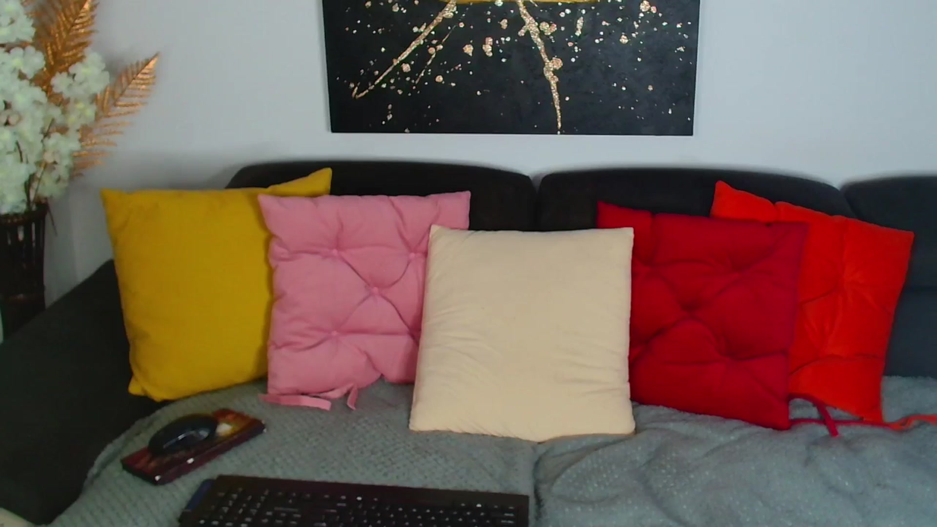 Gallery image thumbnail from Rose__Heart's myfreecams stream on, 11/11/2025, 23:07 image 11 of 20