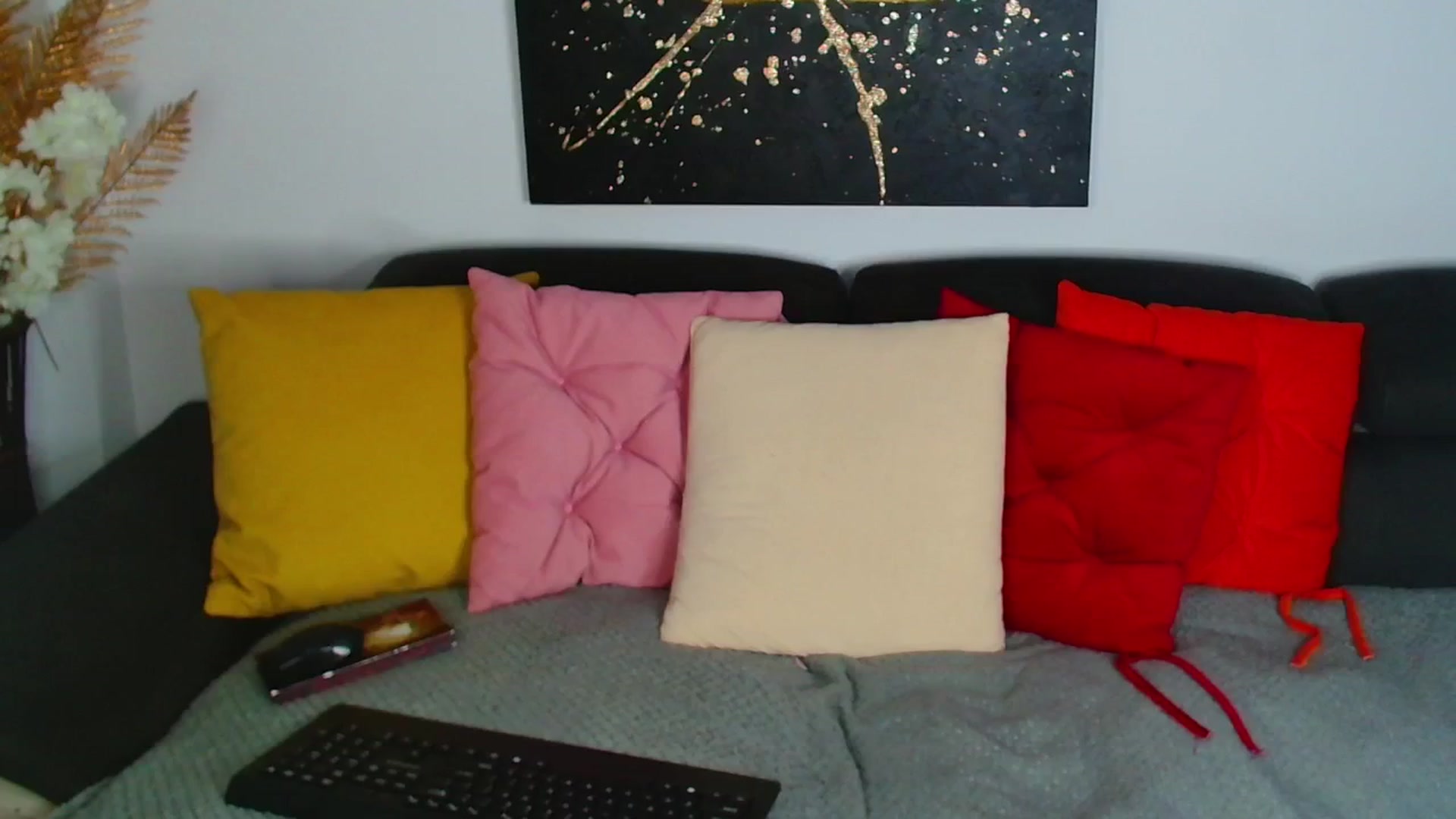 Gallery image thumbnail from Rose__Heart's myfreecams stream on, 11/12/2025, 22:35 image 8 of 20