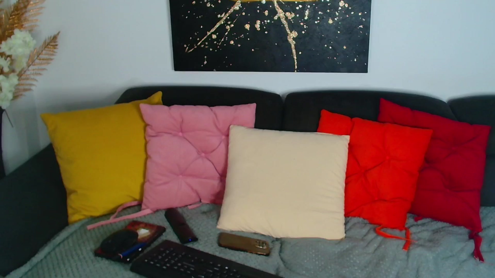 Gallery image thumbnail from Rose__Heart's myfreecams stream on, 11/14/2025, 22:03 image 18 of 20