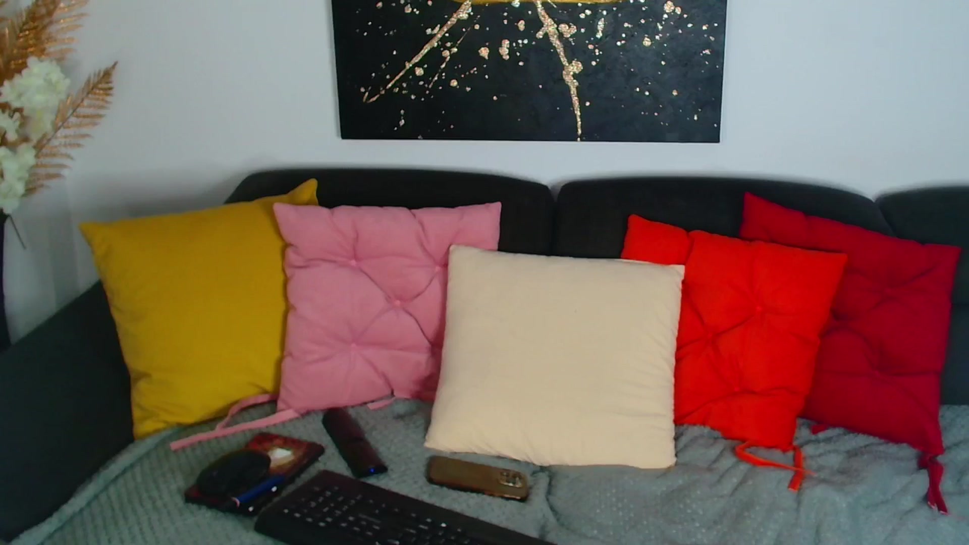 Gallery image thumbnail from Rose__Heart's myfreecams stream on, 11/14/2025, 22:03 image 19 of 20