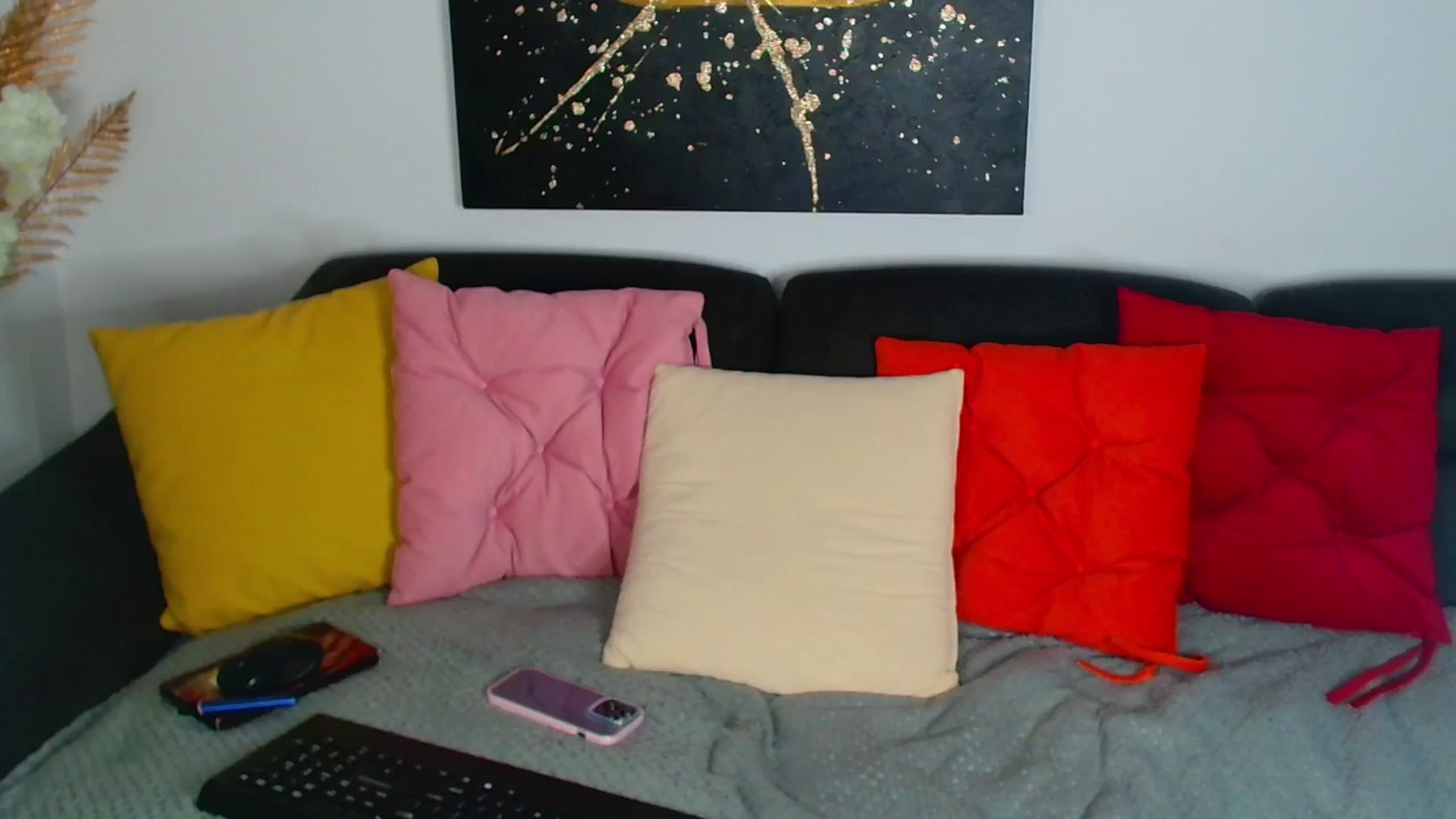 Gallery image thumbnail from Rose__Heart's myfreecams stream on, 11/25/2025, 08:08 image 17 of 20