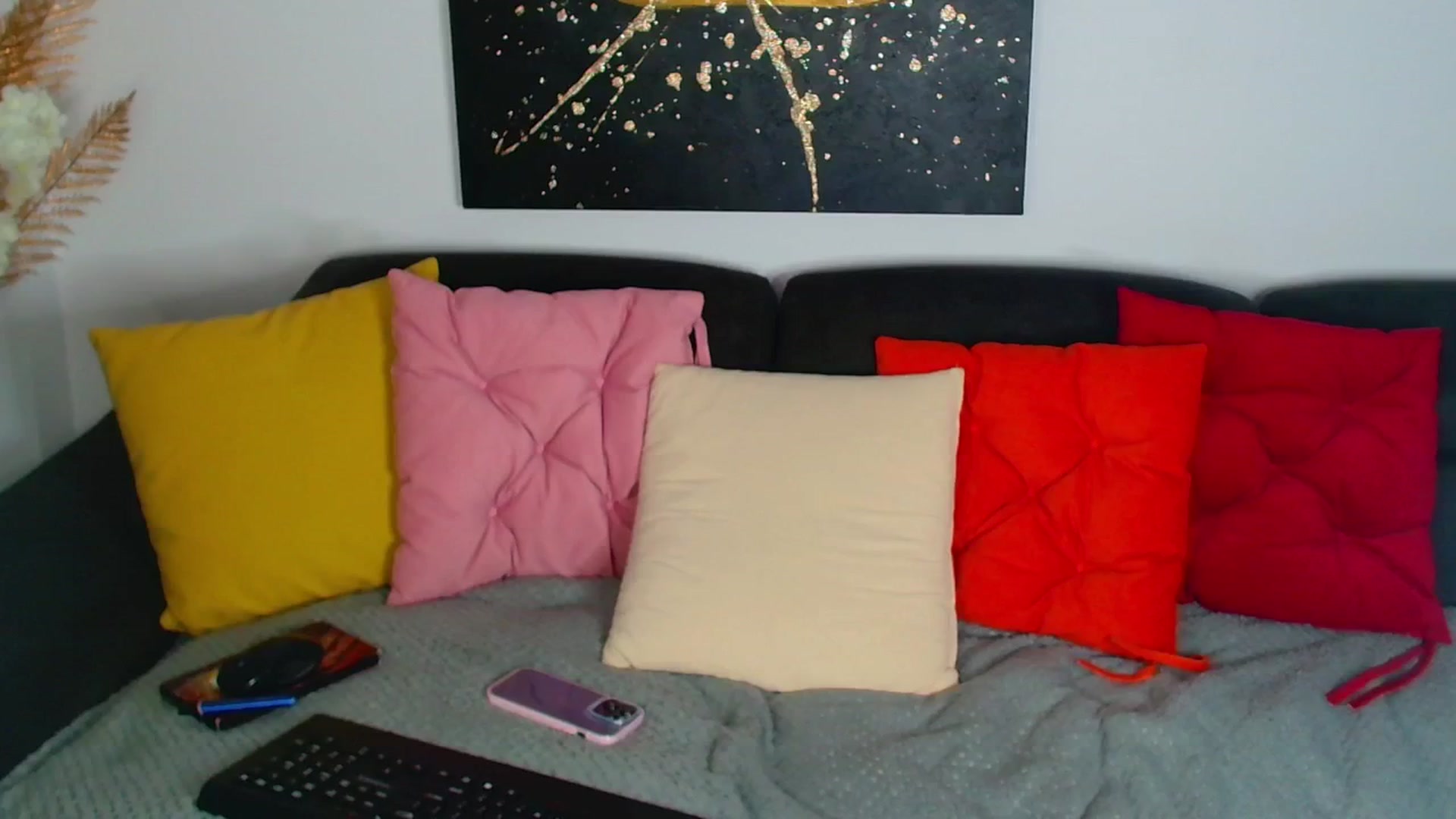 Gallery image thumbnail from Rose__Heart's myfreecams stream on, 11/25/2025, 08:08 image 19 of 20