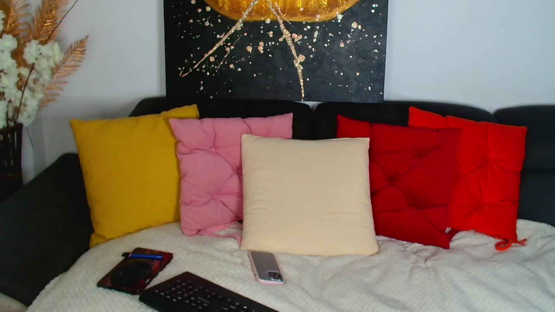 Gallery image thumbnail from Rose__Heart's myfreecams stream on, 12/04/2025, 22:51 image 9 of 20