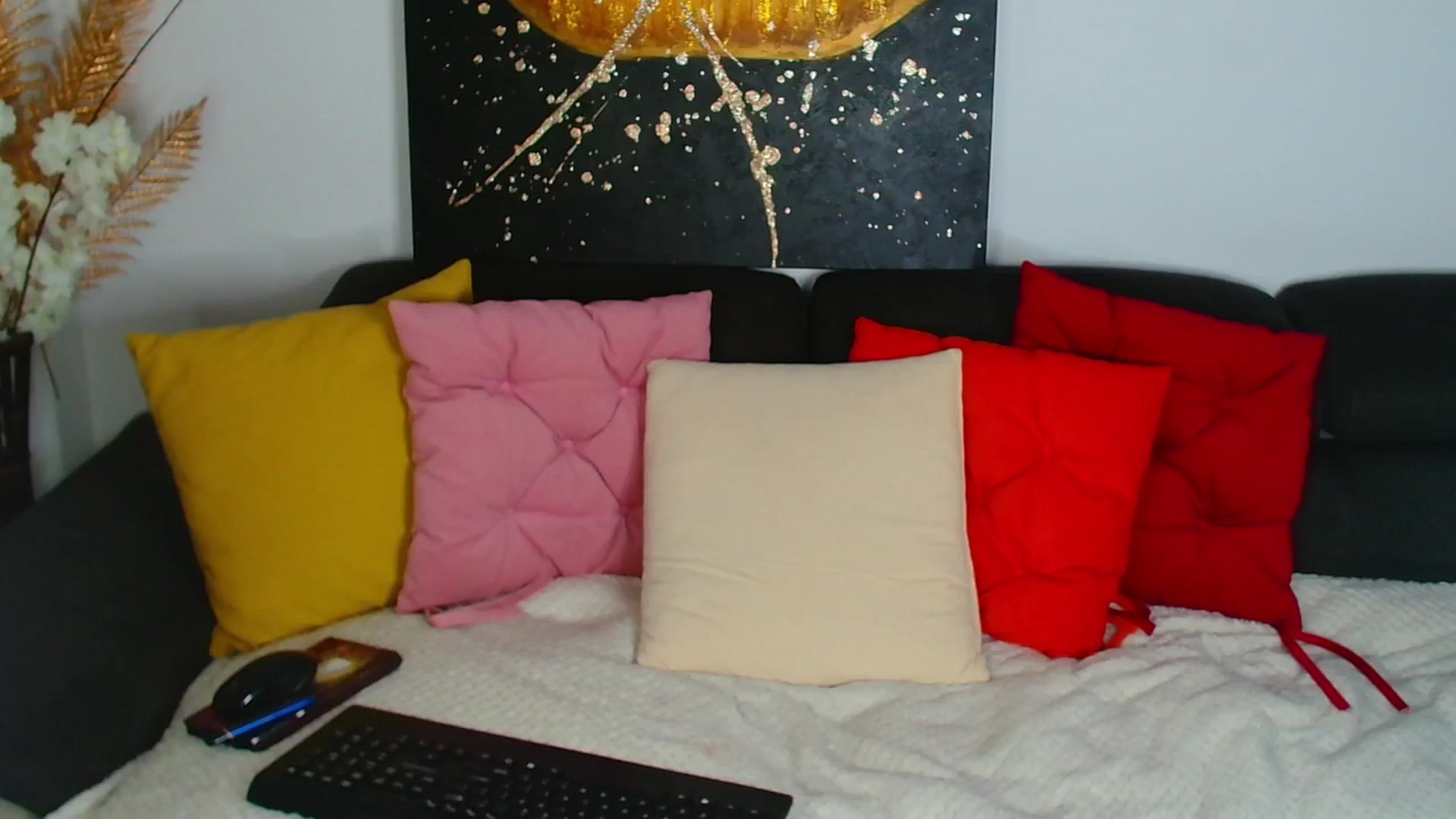 Gallery image thumbnail from Rose__Heart's myfreecams stream on, 12/12/2025, 23:22 image 7 of 20