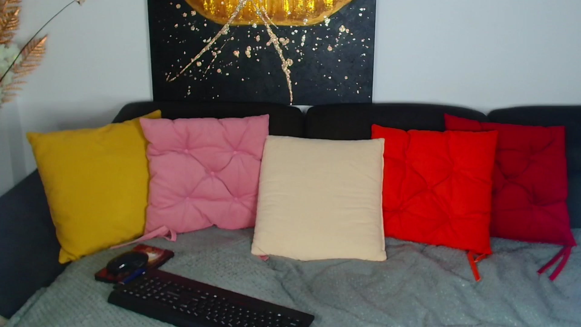 Gallery image thumbnail from Rose__Heart's myfreecams stream on, 12/29/2025, 21:31 image 19 of 20