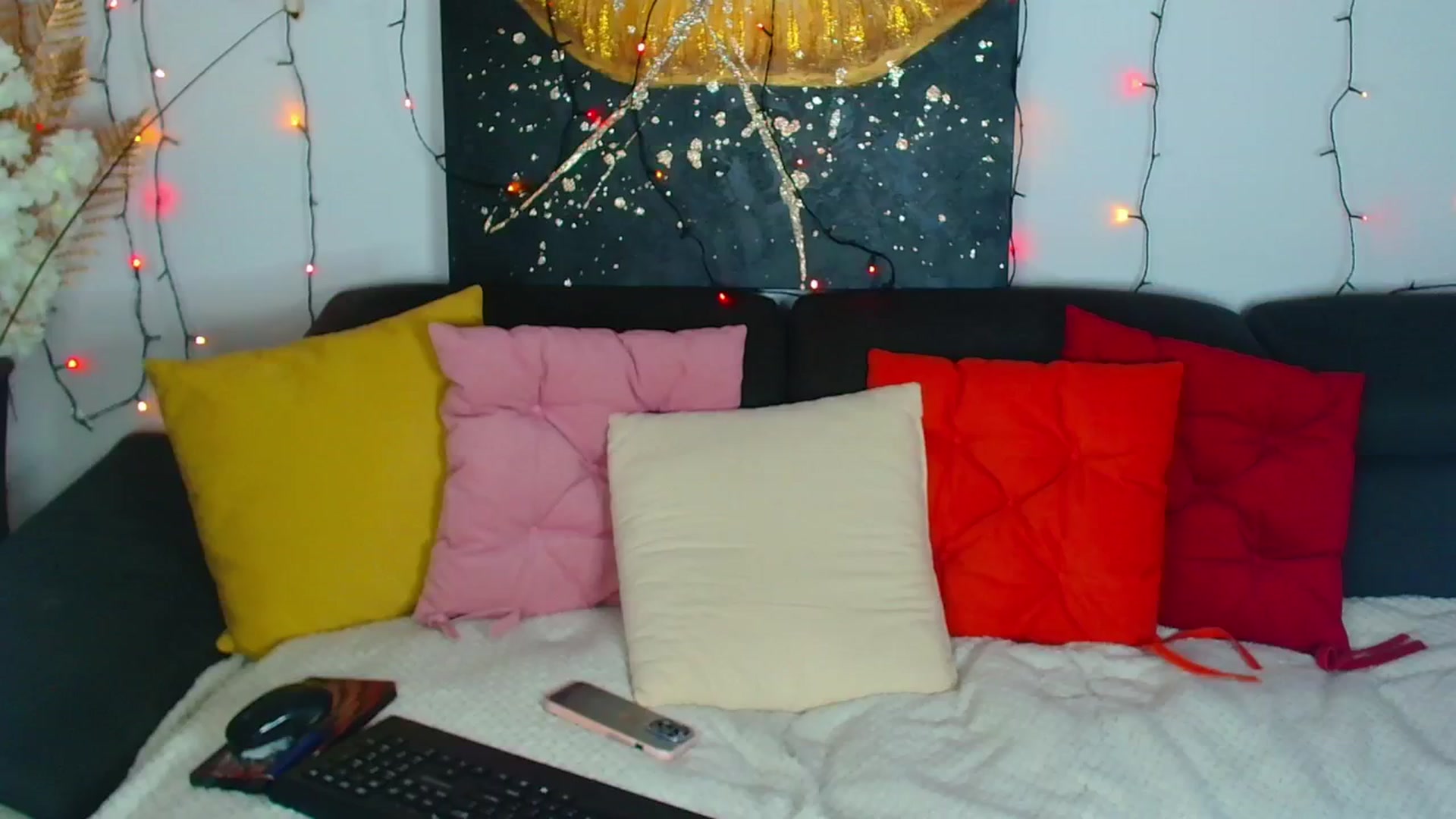 Gallery image thumbnail from Rose__Heart's myfreecams stream on, 01/04/2026, 22:04 image 4 of 20