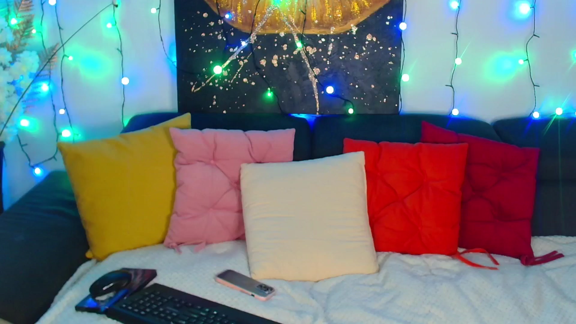 Gallery image thumbnail from Rose__Heart's myfreecams stream on, 01/04/2026, 22:04 image 5 of 20