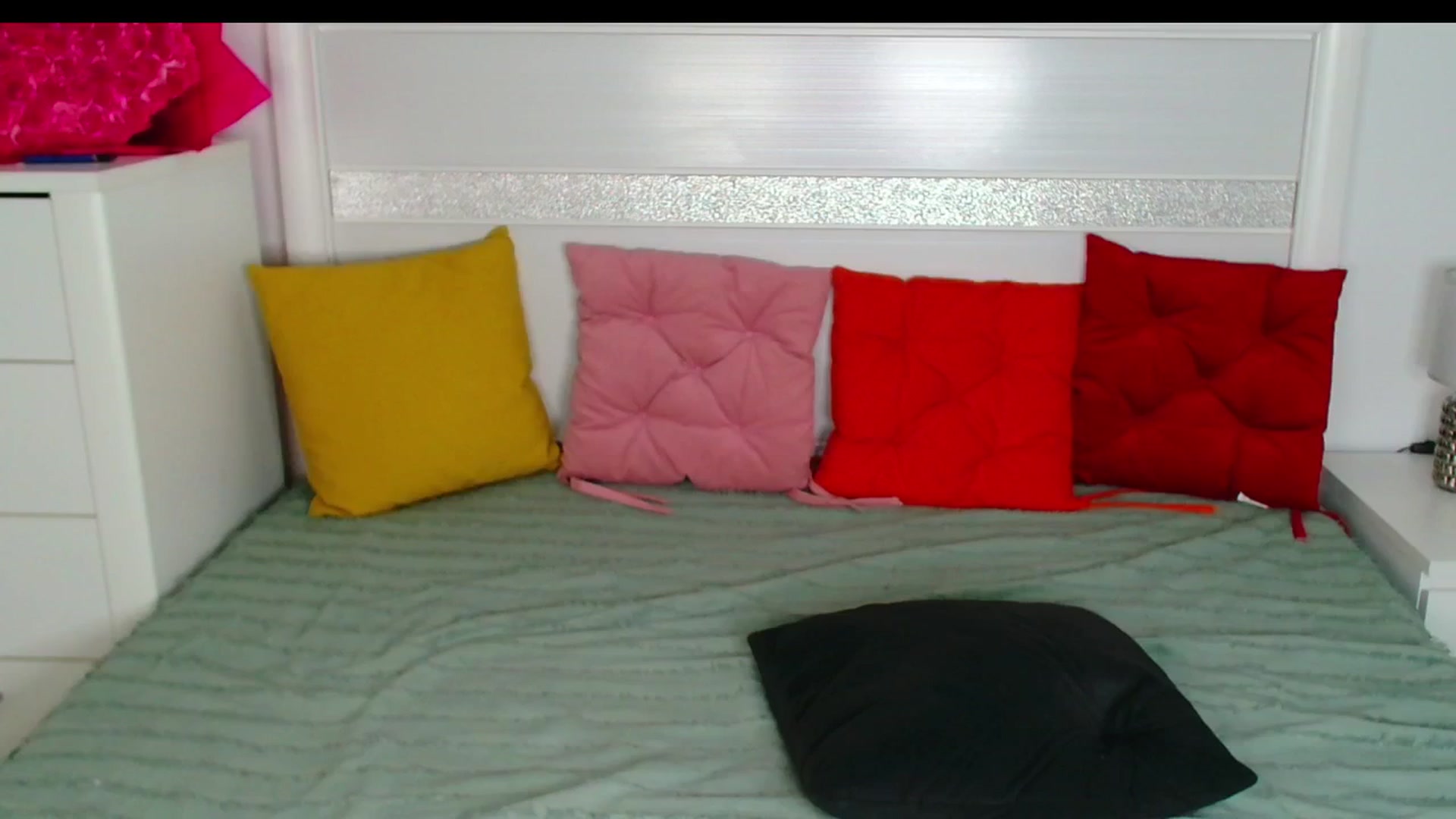 Gallery image thumbnail from Rose__Heart's myfreecams stream on, 03/12/2026, 23:16 image 9 of 20