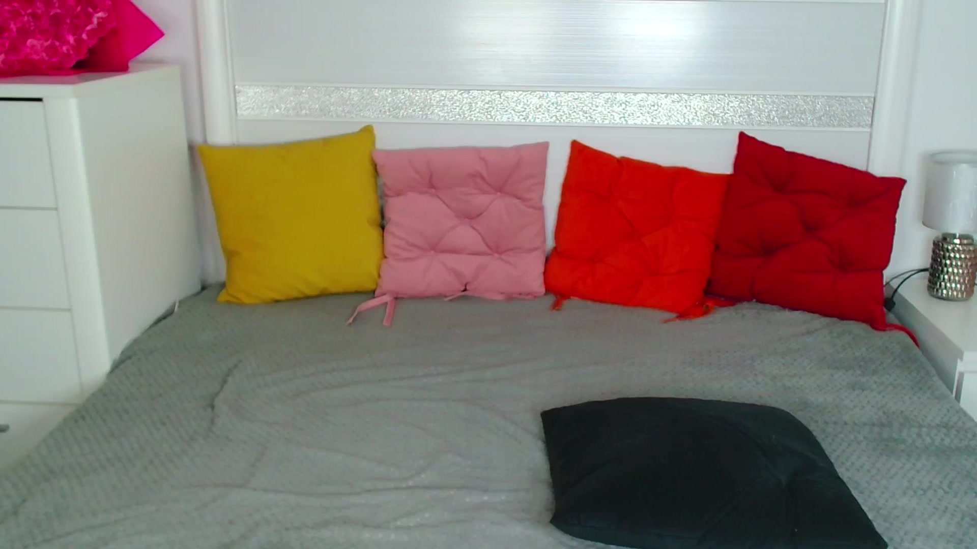 Gallery image thumbnail from Rose__Heart's myfreecams stream on, 04/21/2026, 21:43 image 19 of 20