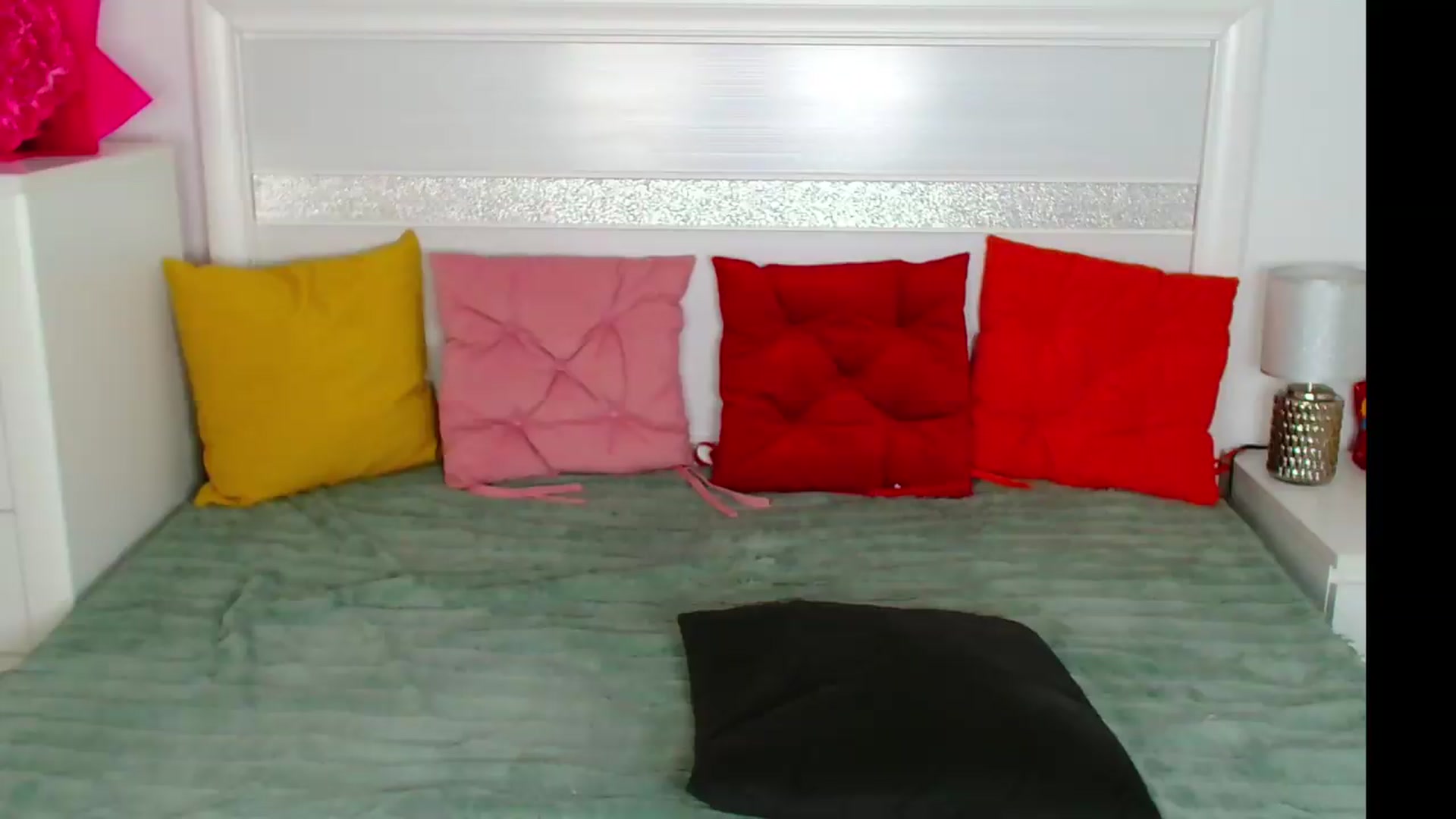 Gallery image thumbnail from Rose__Heart's myfreecams stream on, 05/16/2026, 21:04 image 10 of 20
