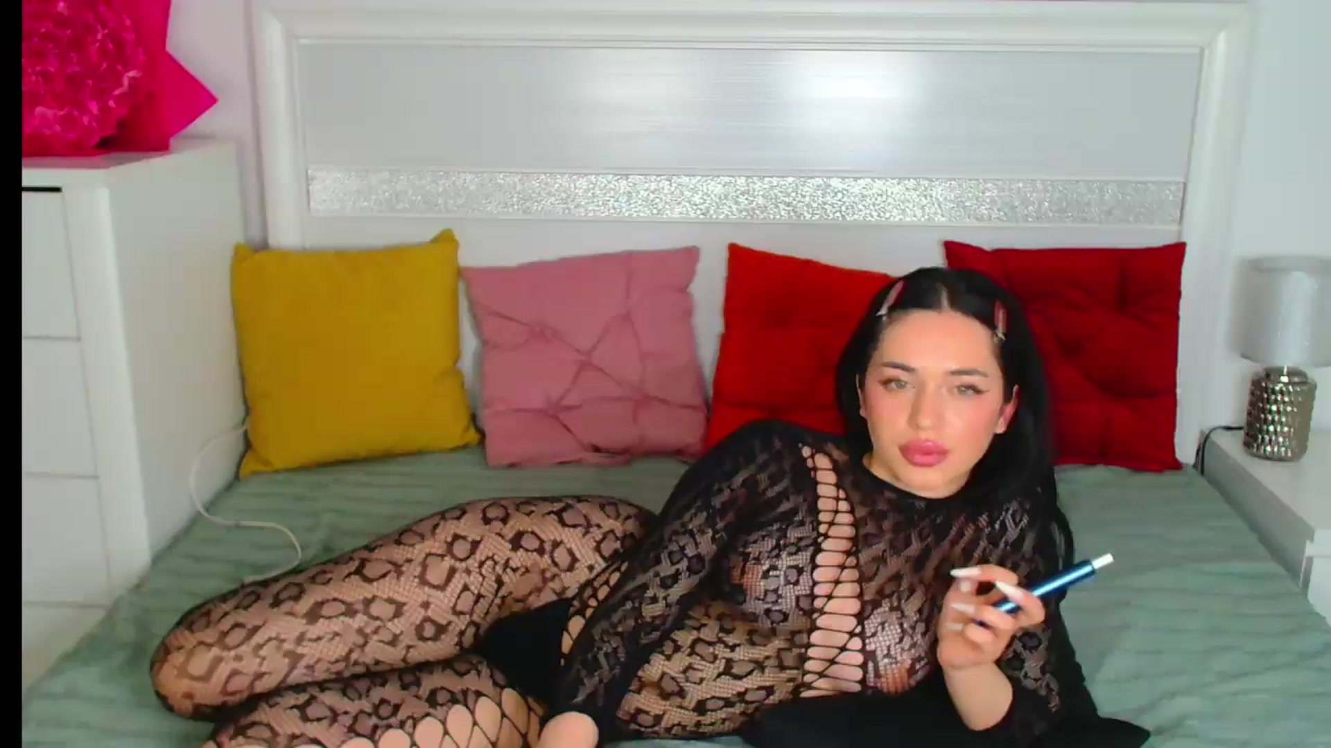 Gallery image thumbnail from Rose__Heart's myfreecams stream on, 05/21/2026, 21:43 image 5 of 20