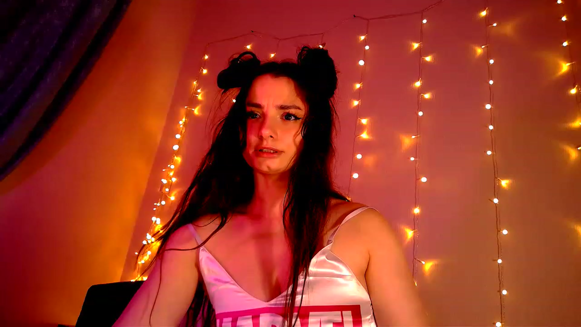 Gallery image thumbnail from Rose_n_Kiss's myfreecams stream on, 01/27/2023, 24:53 image 13 of 20