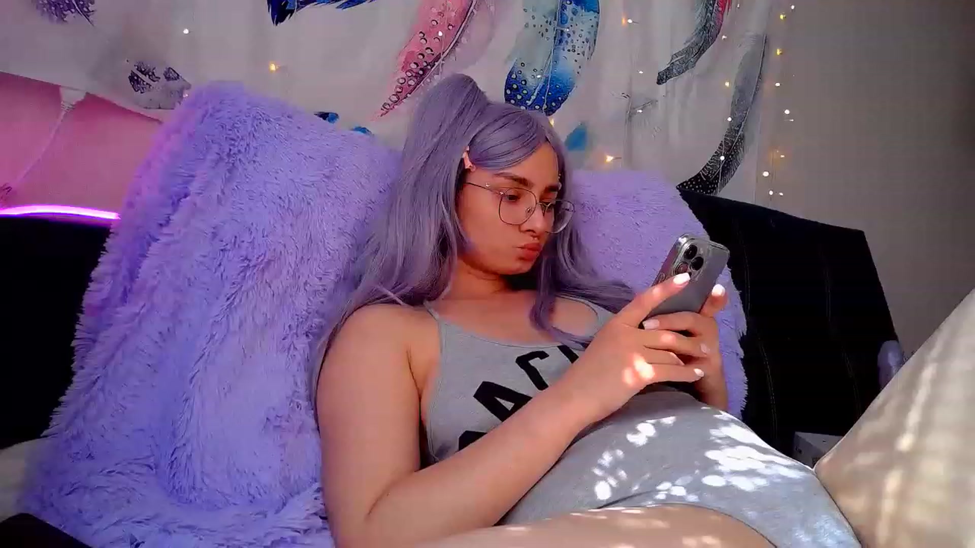 Gallery image thumbnail from Rose_n_Kiss's myfreecams stream on, 06/14/2023, 13:15 image 7 of 20