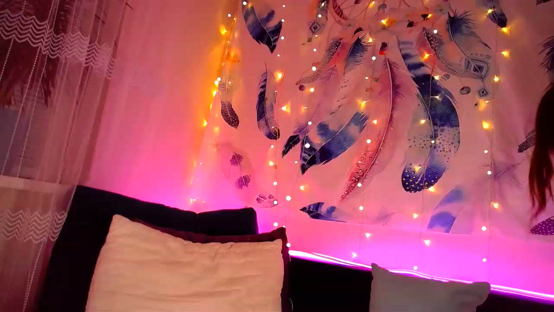 Gallery image thumbnail from Rose_n_Kiss's myfreecams stream on, 08/19/2023, 23:54 image 9 of 20