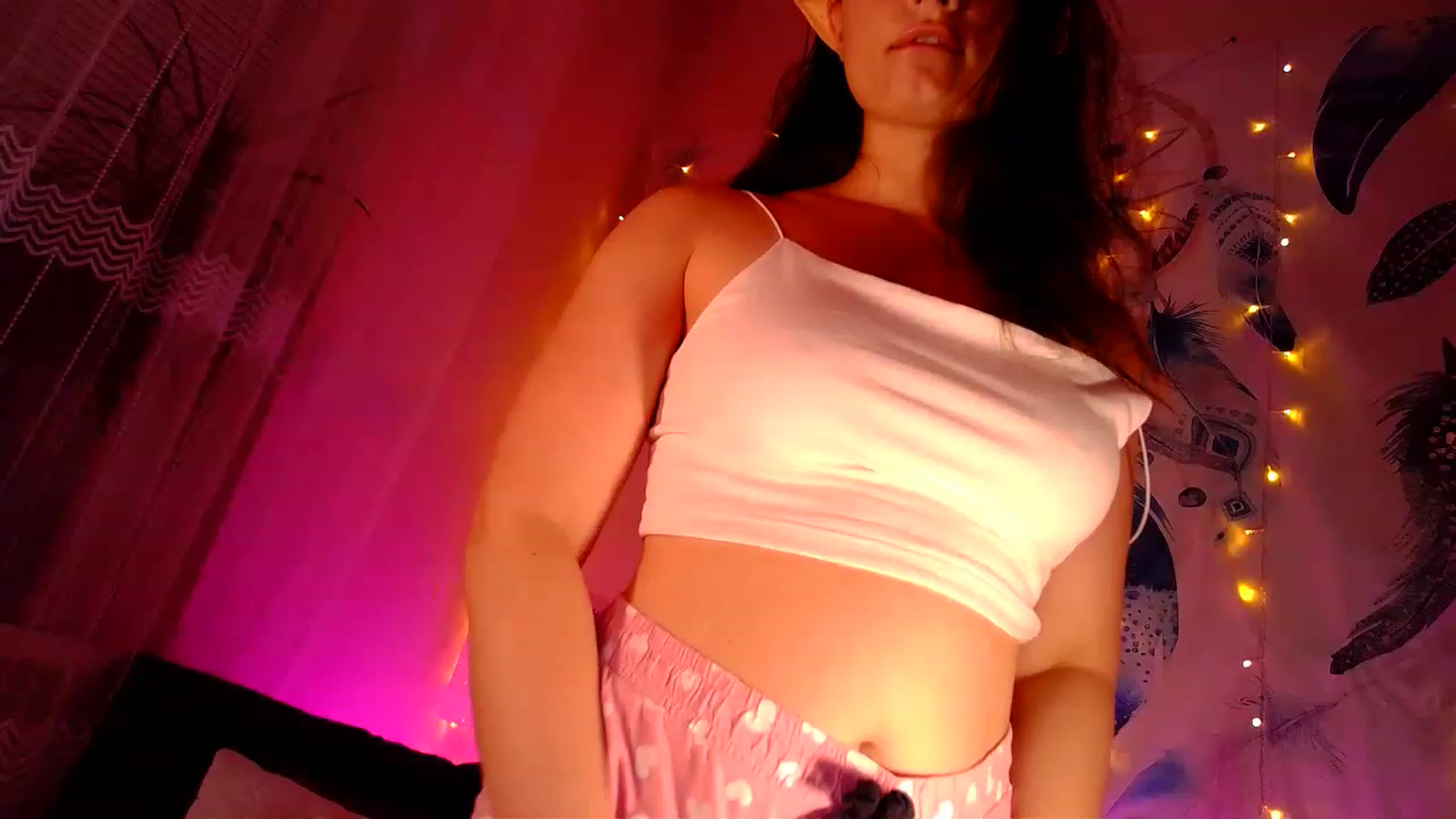 Gallery image thumbnail from Rose_n_Kiss's myfreecams stream on, 08/19/2023, 23:54 image 20 of 20