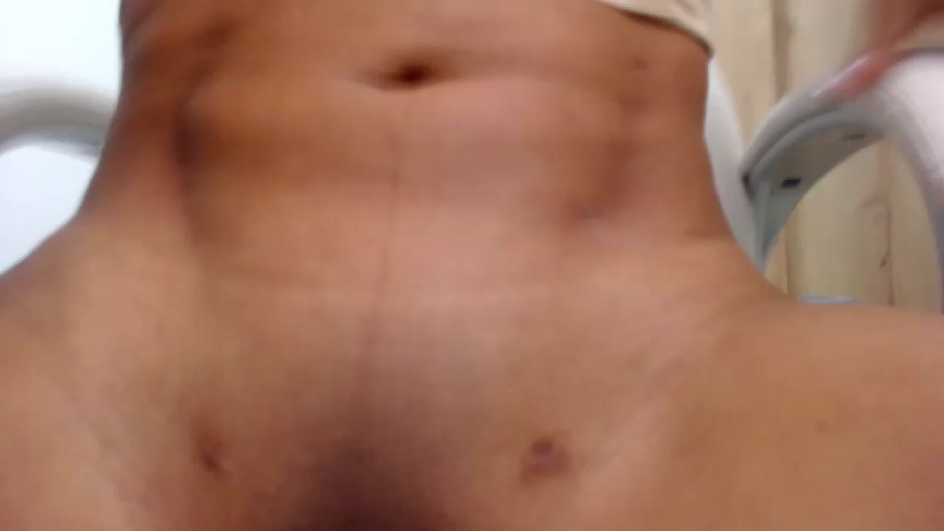 Gallery image thumbnail from Rosee_'s myfreecams stream on, 04/08/2023, 10:41 image 3 of 20
