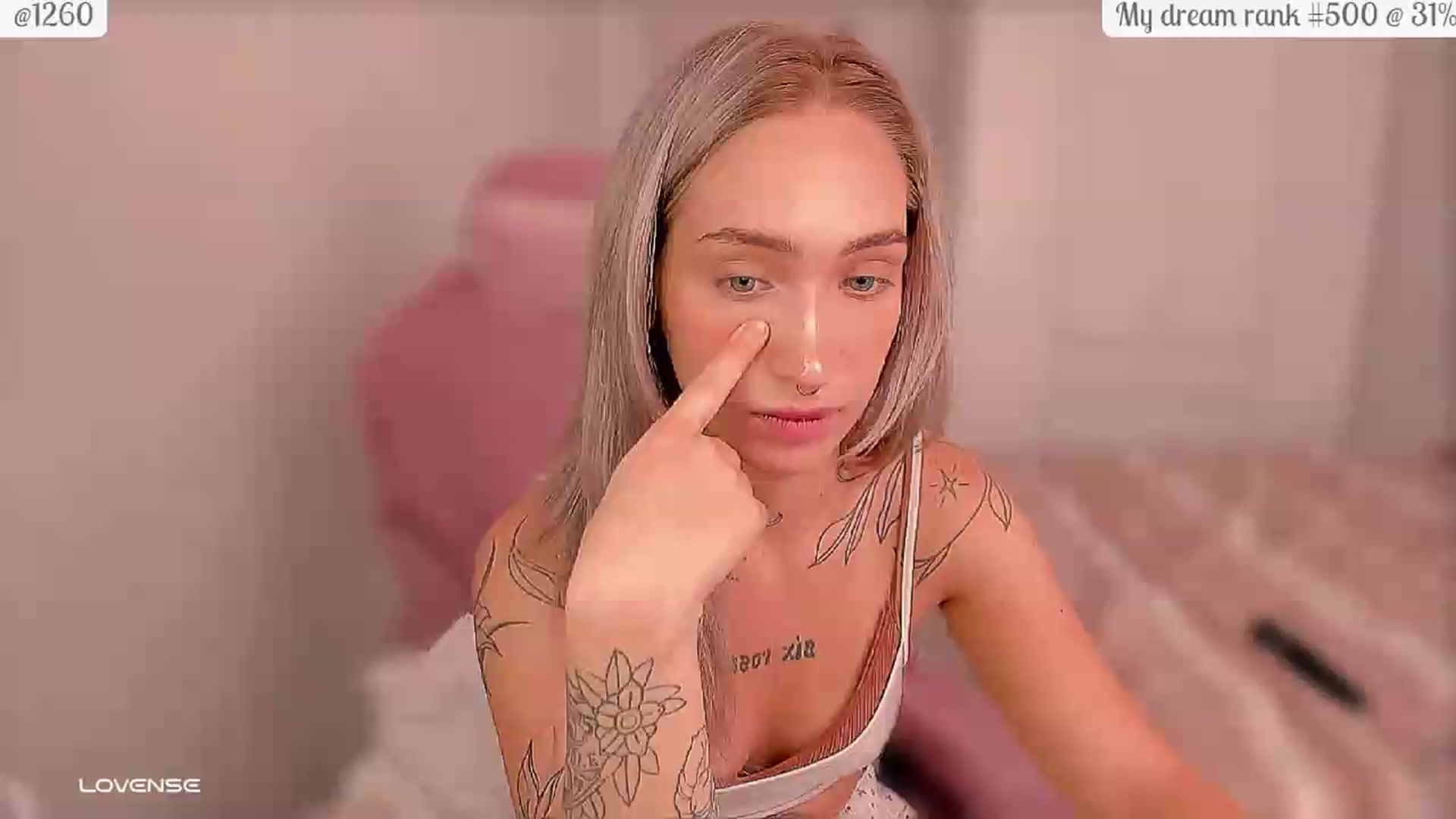 Gallery image thumbnail from Roselyn_'s myfreecams stream on, 07/27/2026, 09:39 image 4 of 20