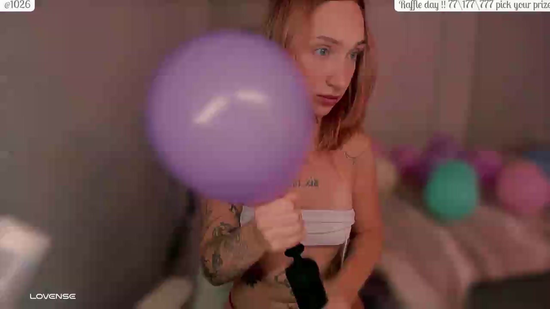 Gallery image thumbnail from Roselyn_'s myfreecams stream on, 08/17/2026, 02:55 image 7 of 20