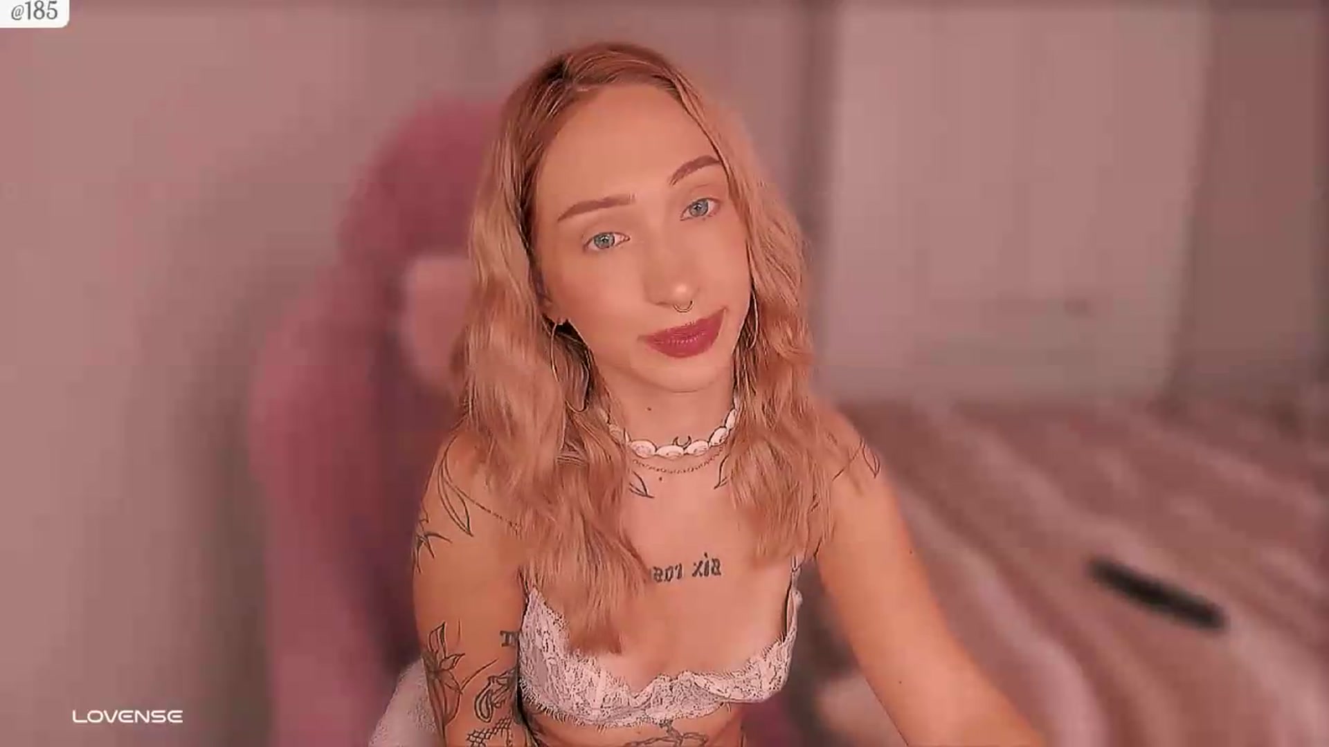 Gallery image thumbnail from Roselyn_'s myfreecams stream on, 09/08/2026, 06:32 image 5 of 20
