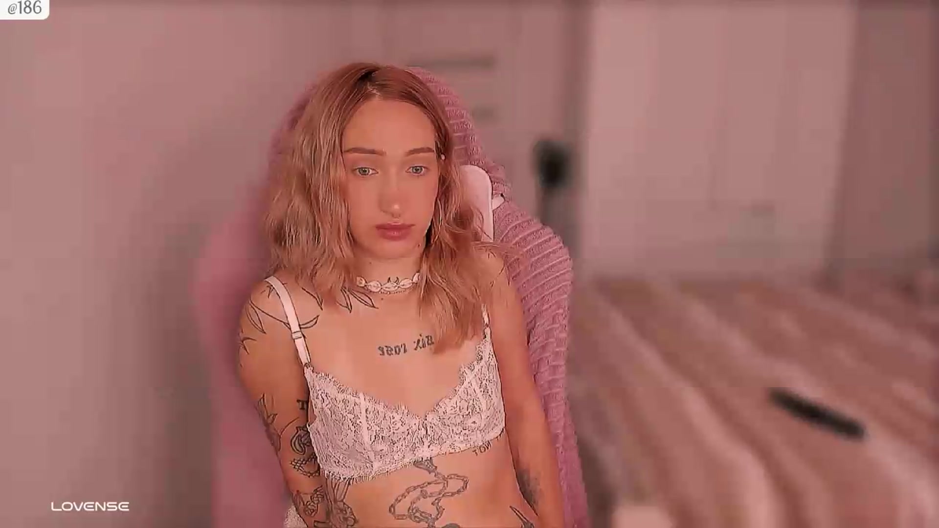 Gallery image thumbnail from Roselyn_'s myfreecams stream on, 09/08/2026, 06:32 image 20 of 20