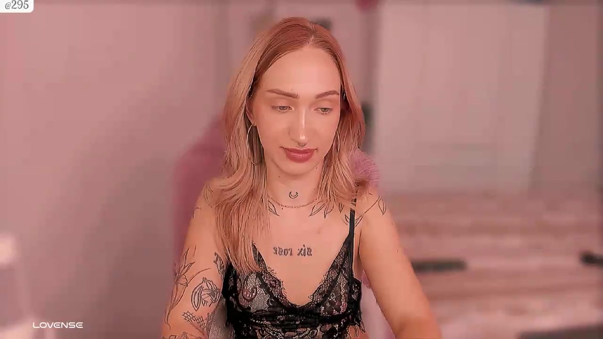 Gallery image thumbnail from Roselyn_'s myfreecams stream on, 09/11/2026, 08:19 image 9 of 20