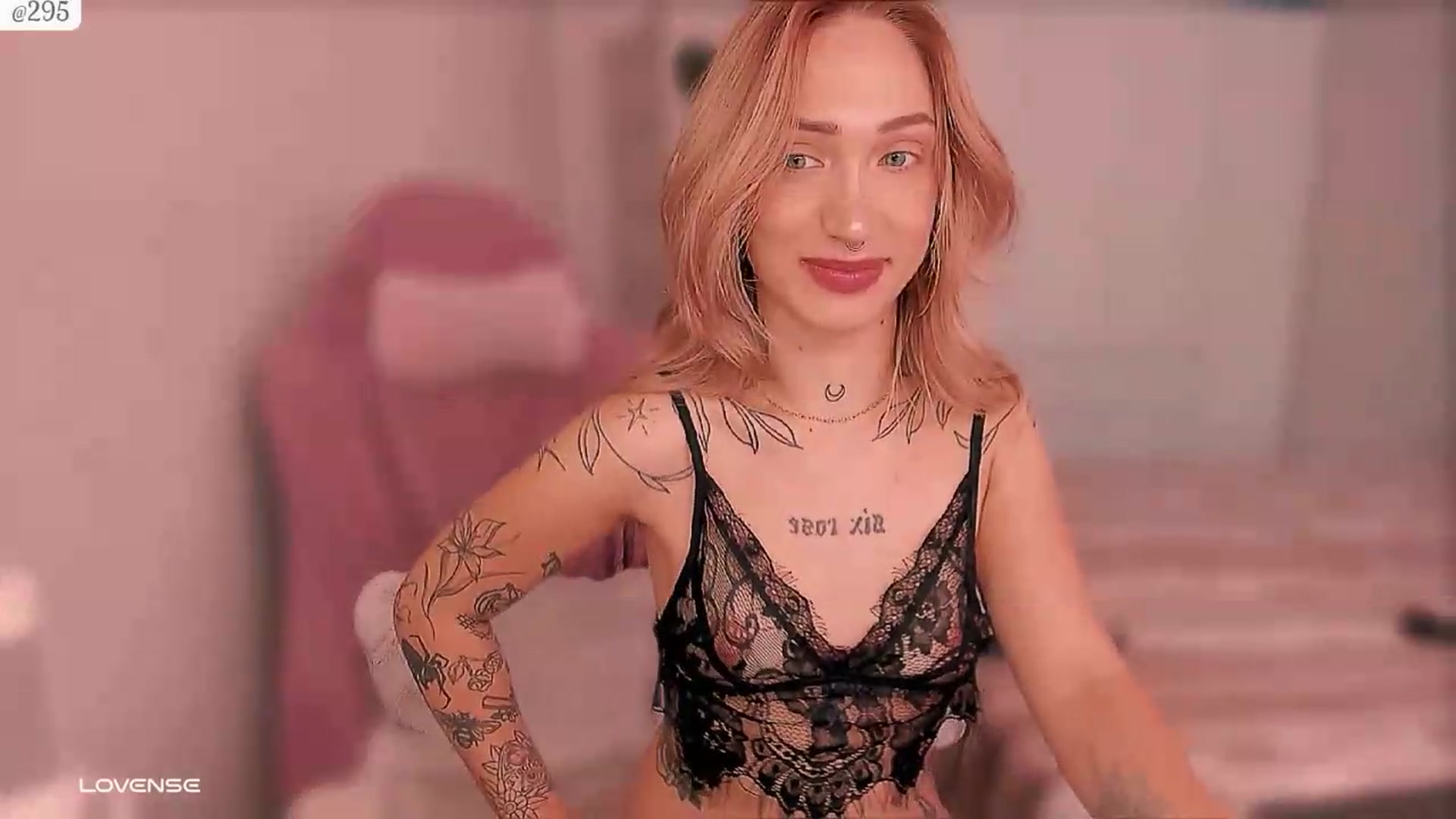 Gallery image thumbnail from Roselyn_'s myfreecams stream on, 09/11/2026, 08:19 image 18 of 20