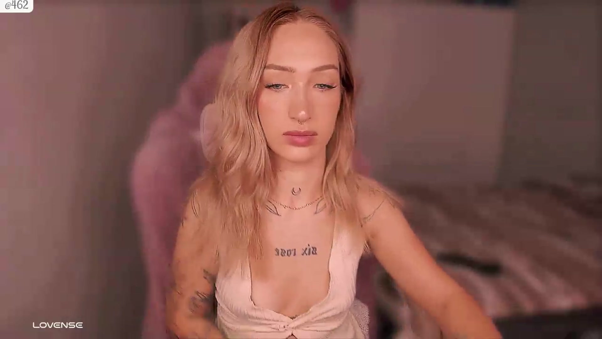 Gallery image thumbnail from Roselyn_'s myfreecams stream on, 09/17/2026, 03:12 image 6 of 20