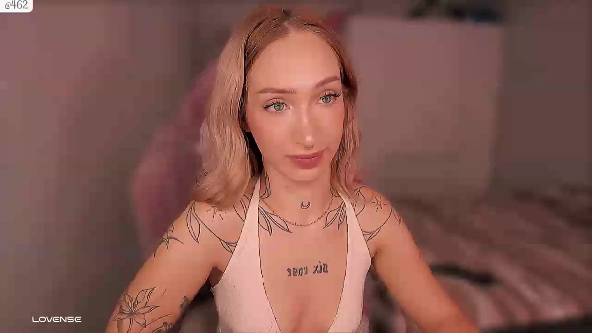 Gallery image thumbnail from Roselyn_'s myfreecams stream on, 09/17/2026, 03:12 image 14 of 20