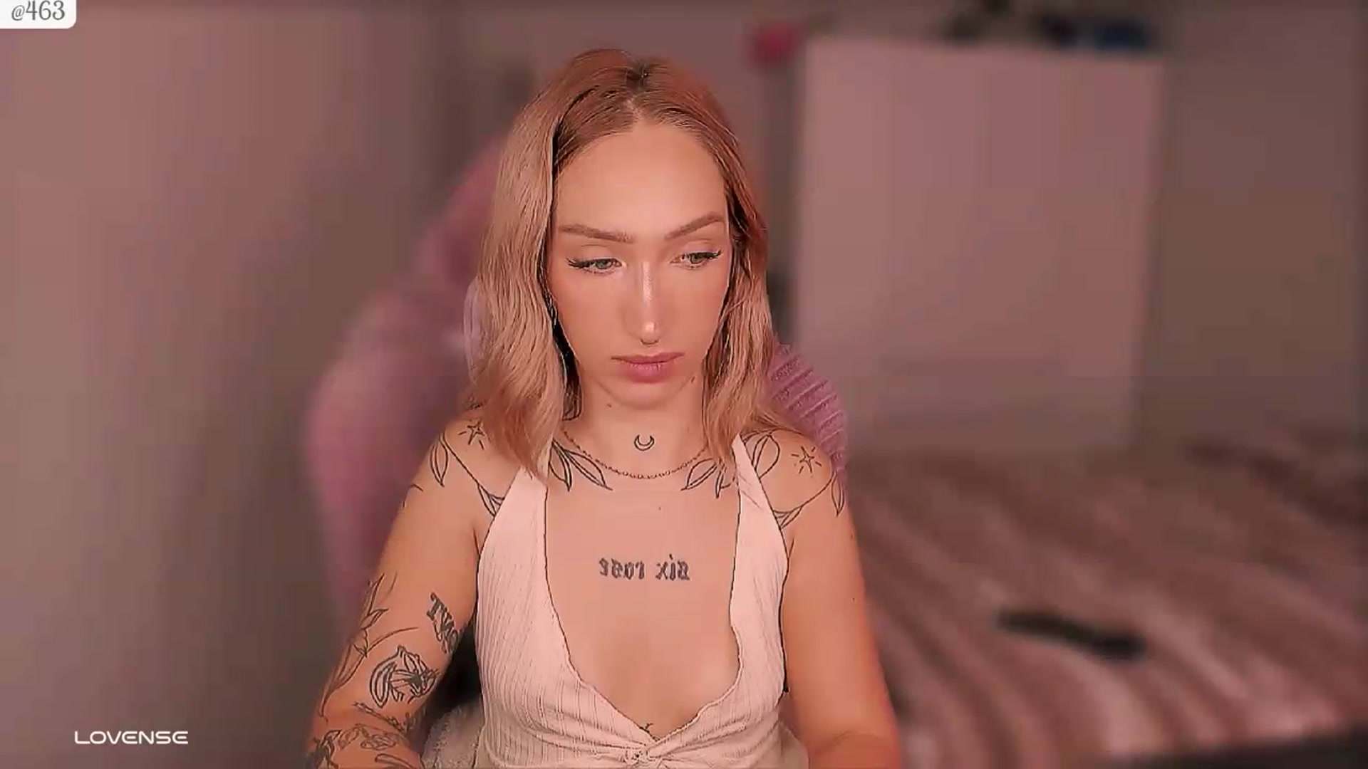 Gallery image thumbnail from Roselyn_'s myfreecams stream on, 09/17/2026, 03:12 image 15 of 20