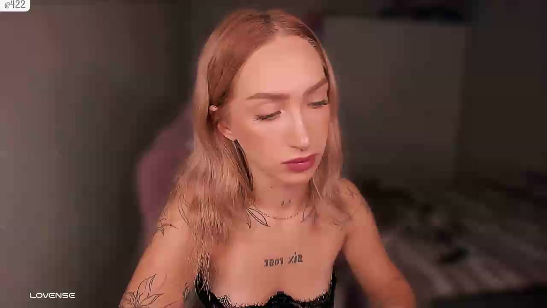 Gallery image thumbnail from Roselyn_'s myfreecams stream on, 09/18/2026, 03:17 image 1 of 20