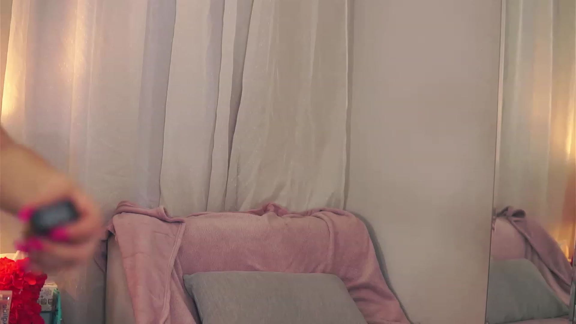 Gallery image thumbnail from RosemaryEvans's myfreecams stream on, 03/17/2023, 19:02 image 15 of 20