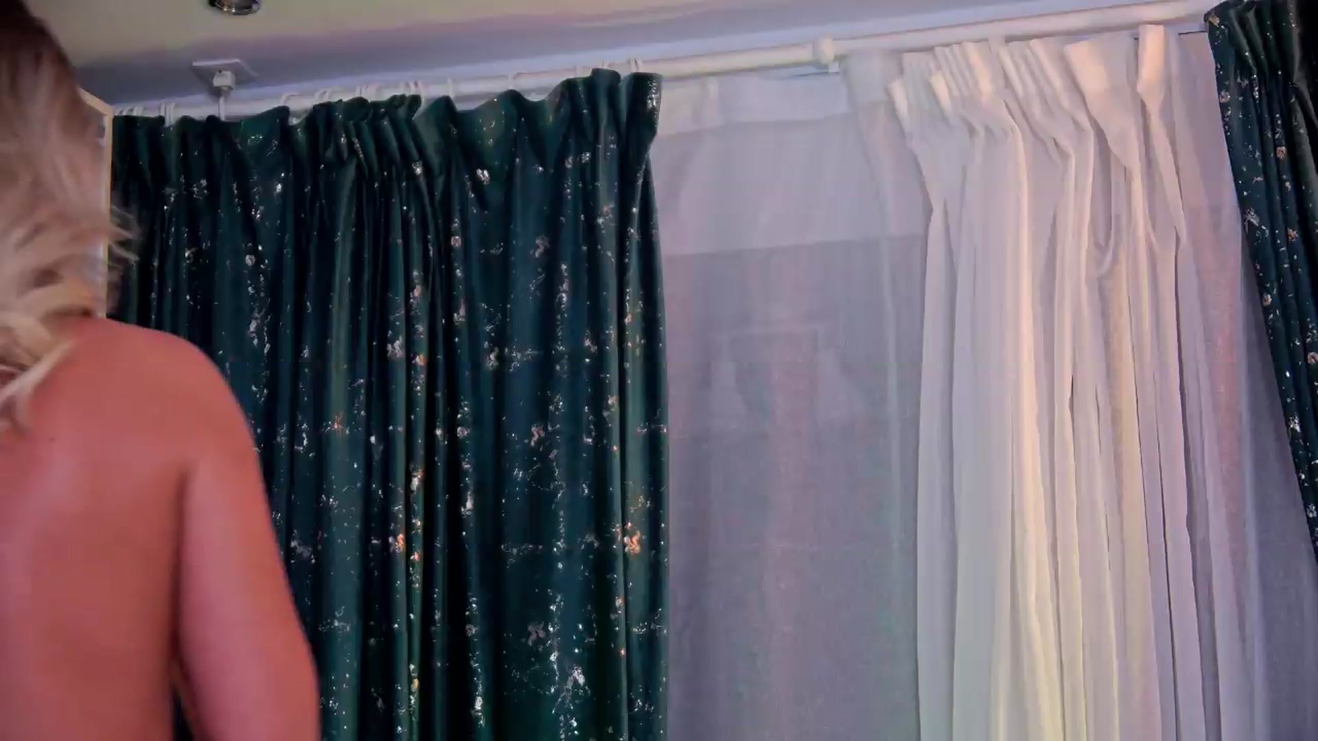 Gallery image thumbnail from RosemaryEvans's myfreecams stream on, 09/18/2026, 21:06 image 20 of 20