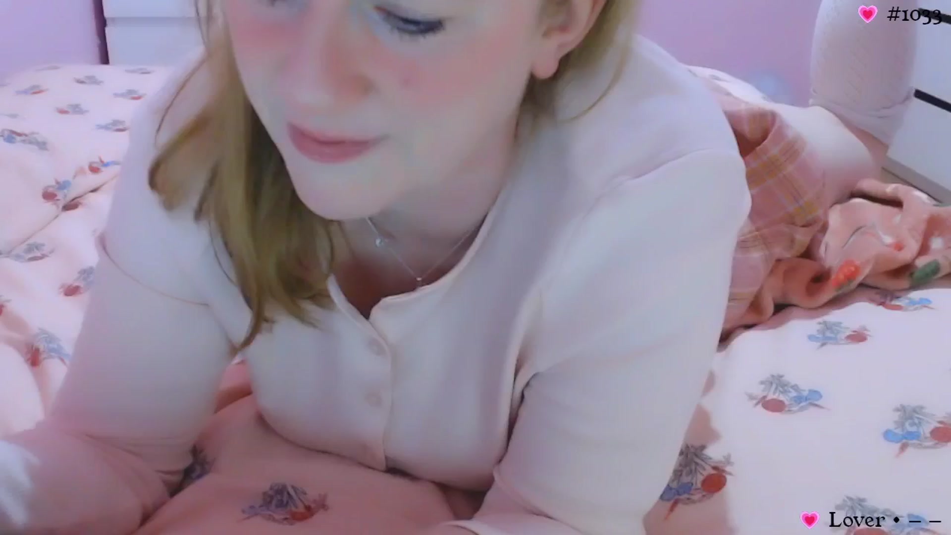 Gallery image thumbnail from RosepetalLove's myfreecams stream on, 10/08/2024, 21:30 image 15 of 20