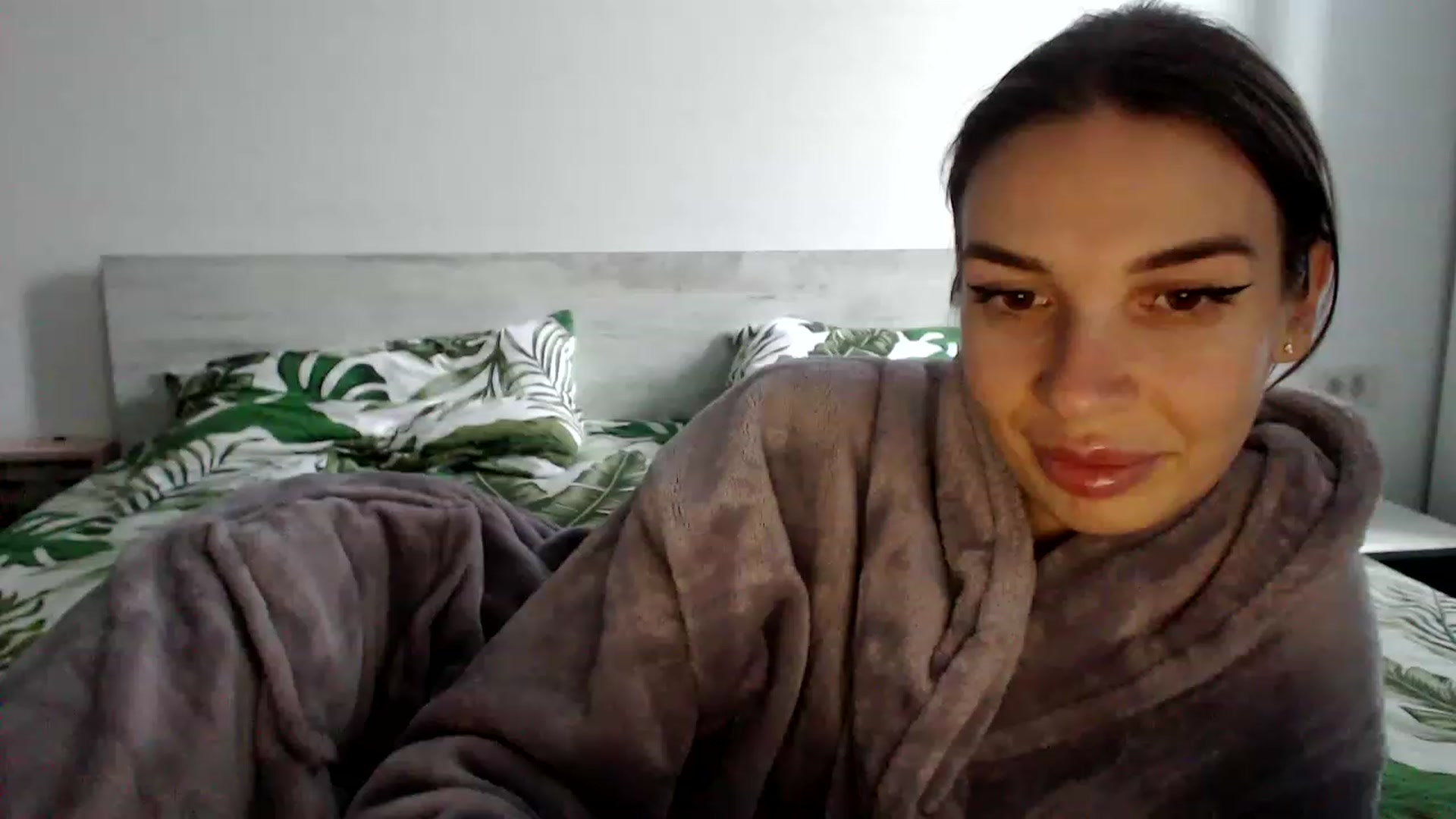Gallery image thumbnail from RosesLovee's myfreecams stream on, 12/16/2022, 13:59 image 3 of 20