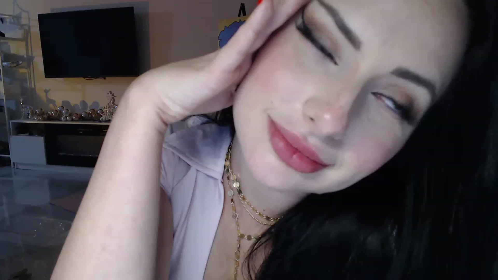 Gallery image thumbnail from Rosesforana's myfreecams stream on, 12/20/2022, 03:44 image 18 of 20