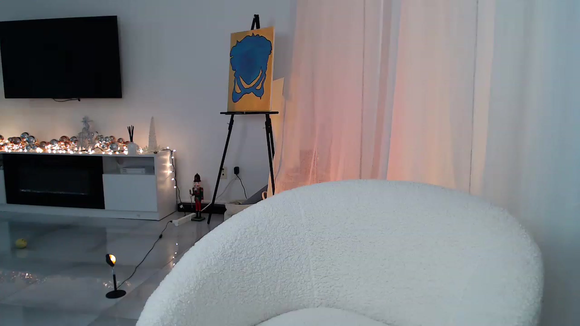 Gallery image thumbnail from Rosesforana's myfreecams stream on, 01/04/2023, 03:39 image 12 of 20