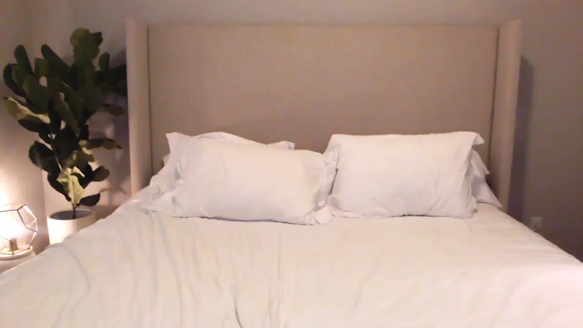 Gallery image thumbnail from Rosesxo's myfreecams stream on, 08/07/2023, 24:01 image 20 of 20