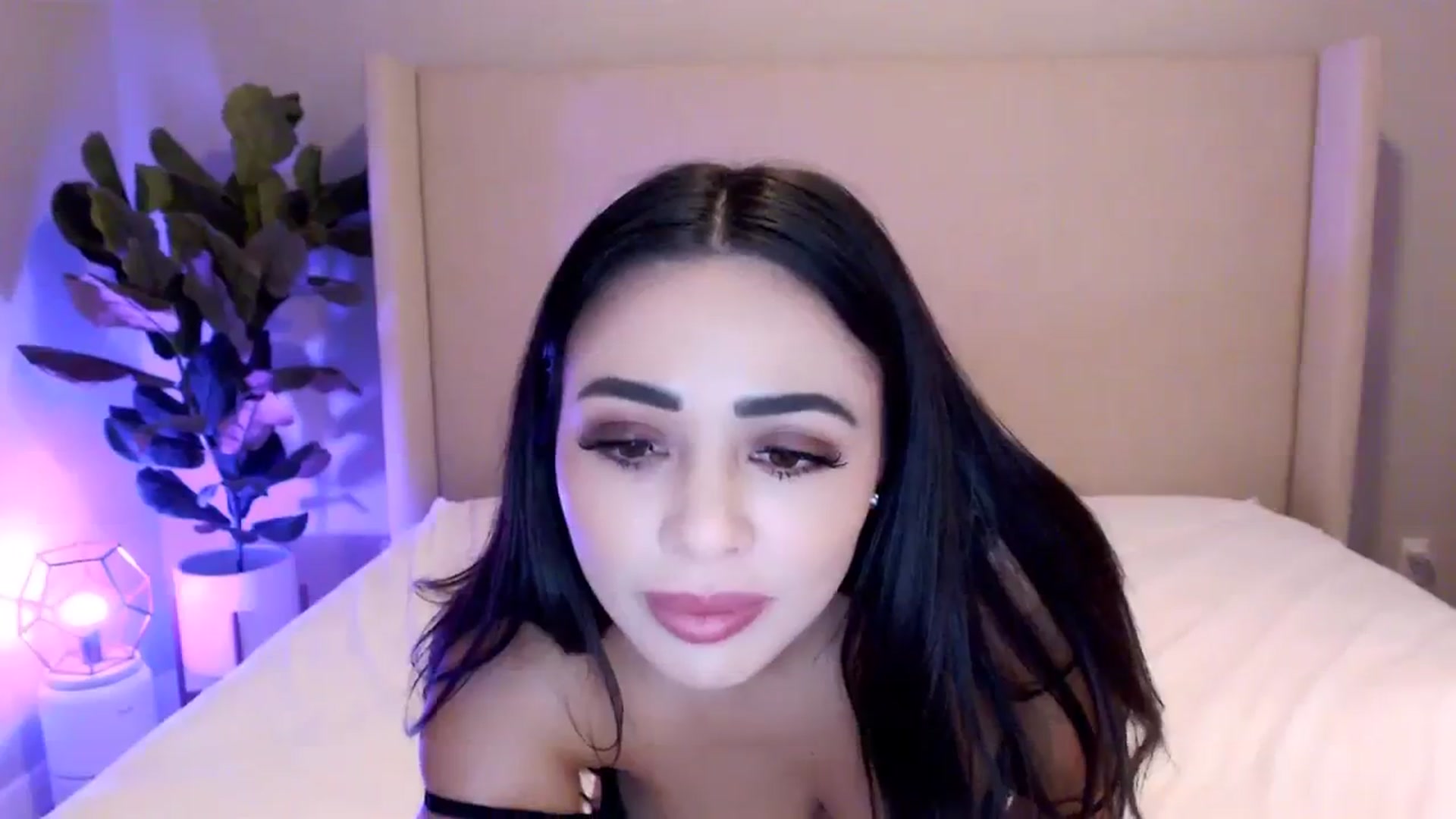 Gallery image thumbnail from Rosesxo's myfreecams stream on, 01/02/2024, 07:27 image 20 of 20