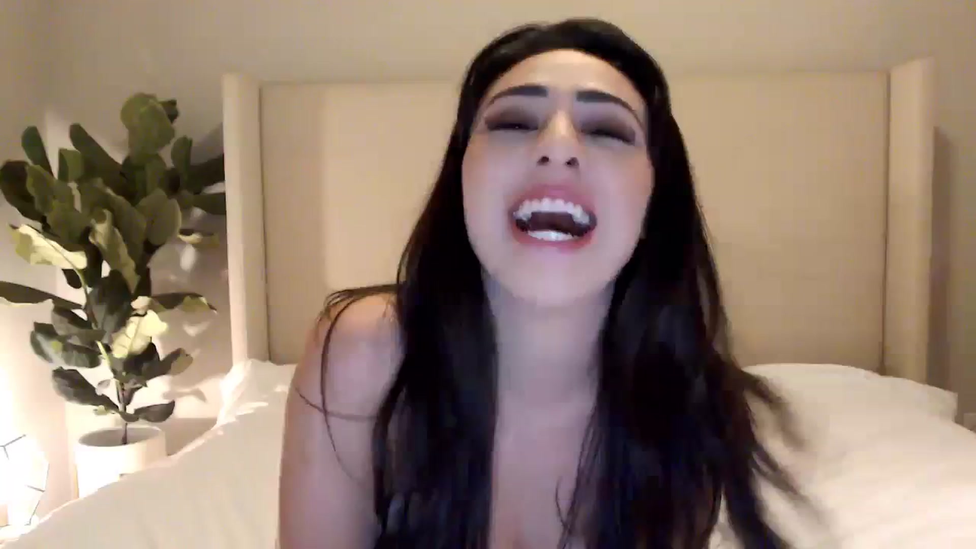 Gallery image thumbnail from Rosesxo's myfreecams stream on, 01/09/2024, 06:57 image 1 of 20