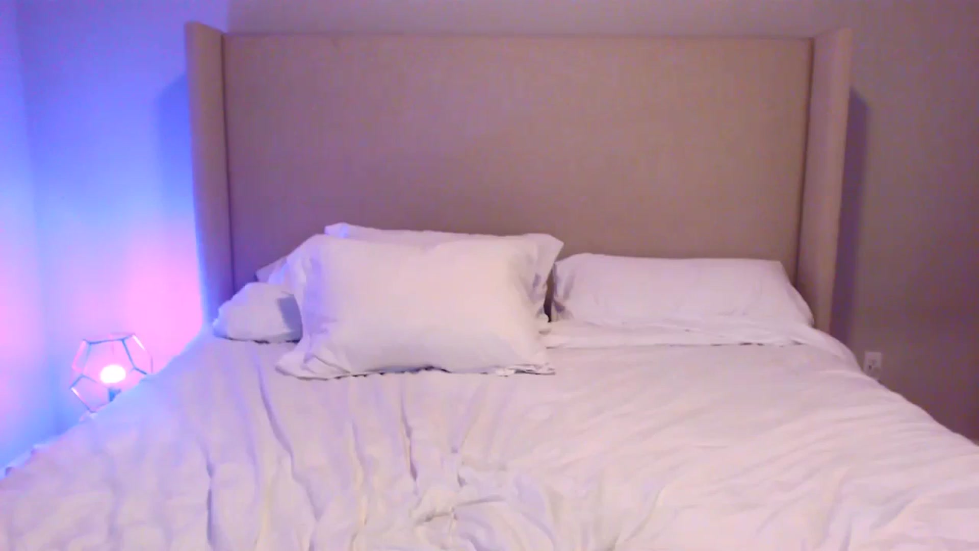 Gallery image thumbnail from Rosesxo's myfreecams stream on, 01/23/2024, 08:48 image 5 of 20