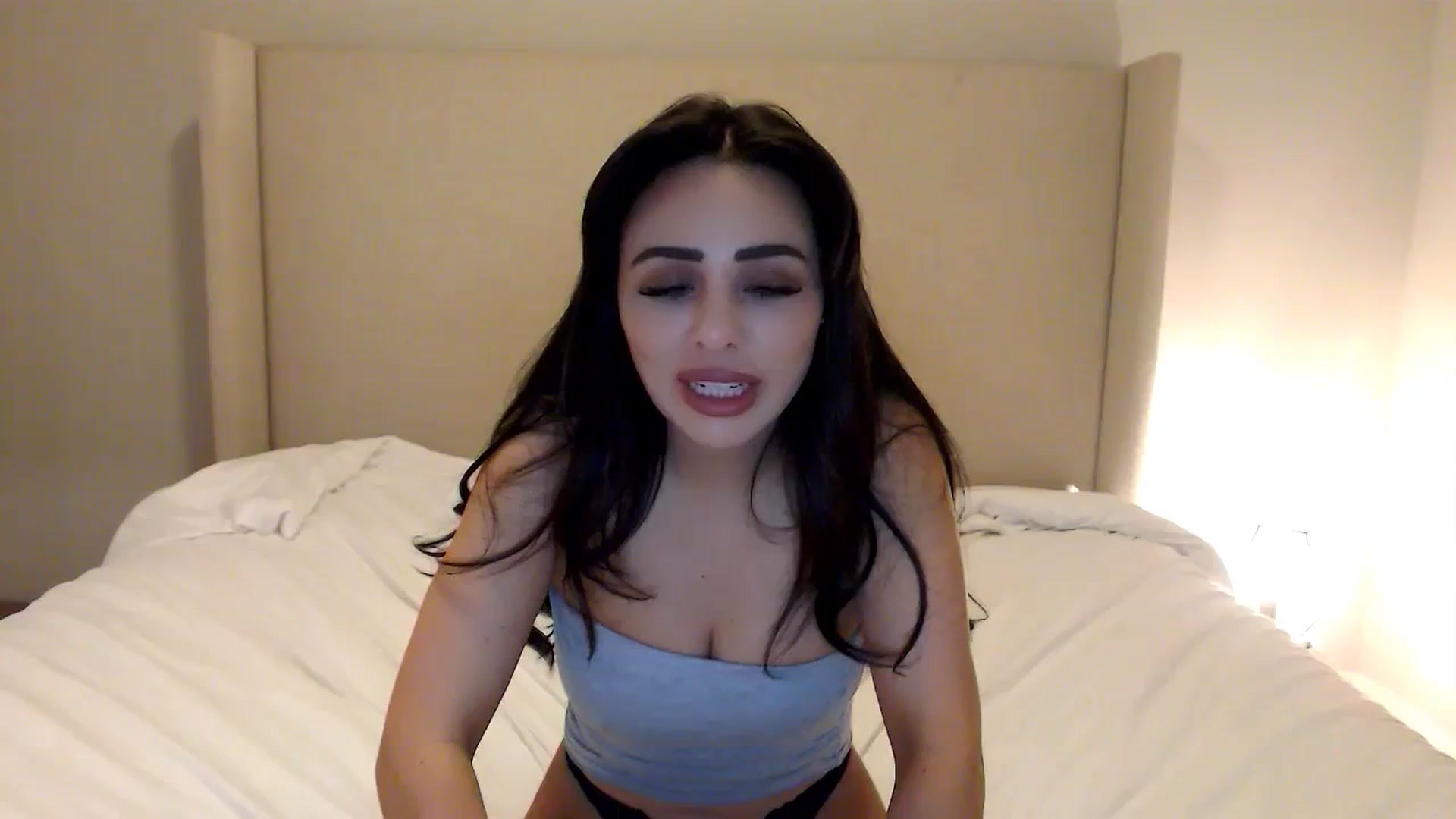 Gallery image thumbnail from Rosesxo's myfreecams stream on, 01/25/2024, 09:23 image 17 of 20