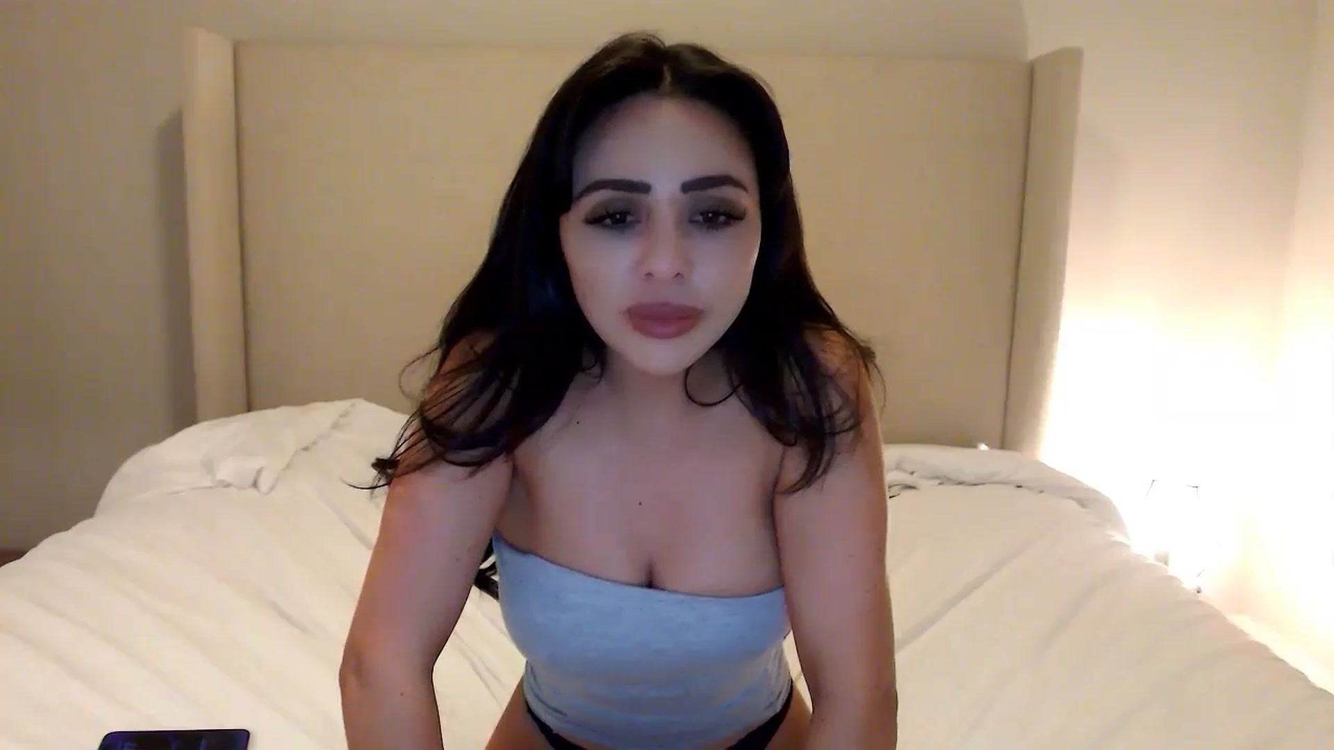 Gallery image thumbnail from Rosesxo's myfreecams stream on, 01/25/2024, 09:23 image 12 of 20